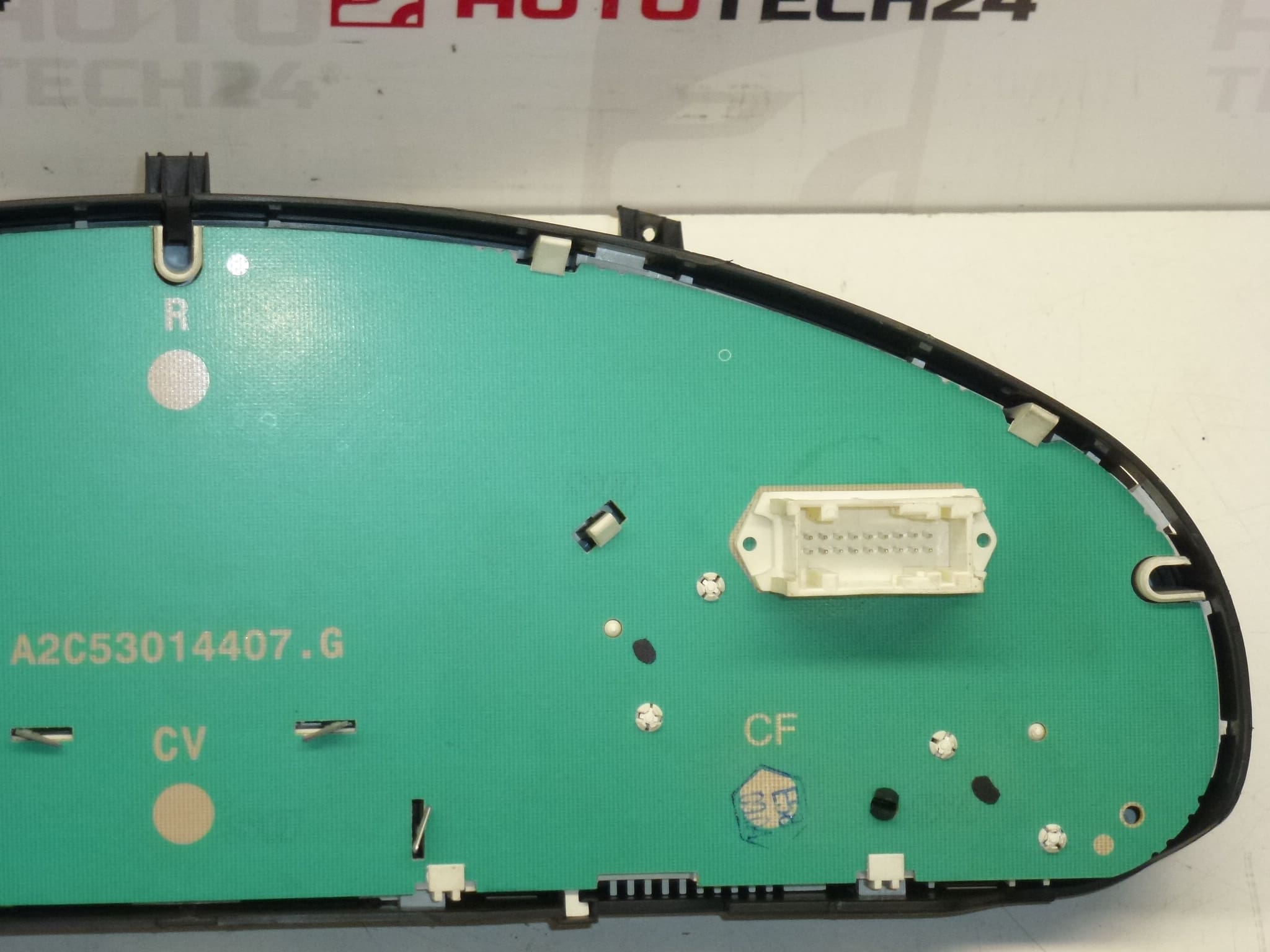 Cuadro de instrumentos Peugeot 407 335000 km 9646465480 6106v4 - Imagen 2