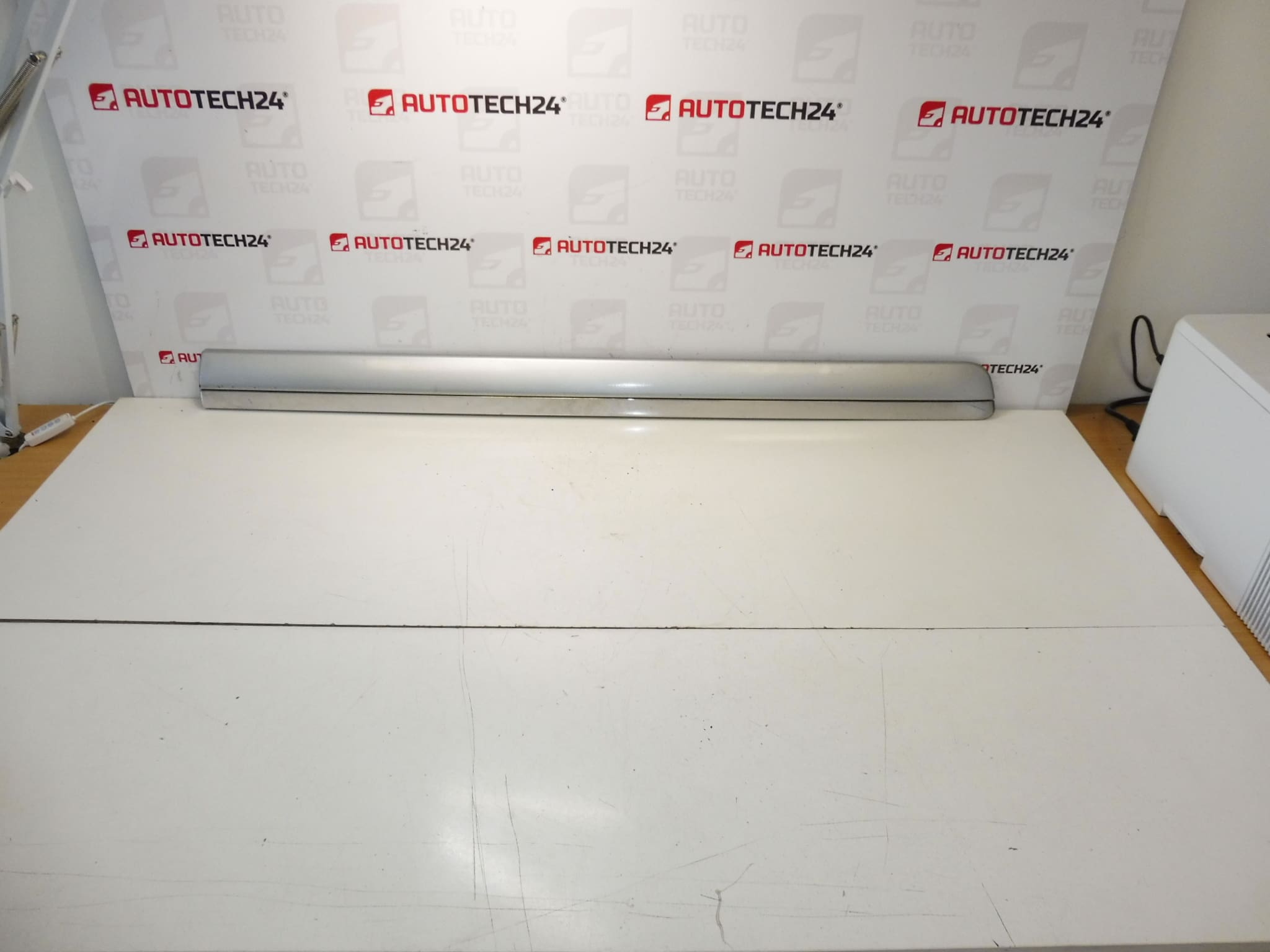 Bar de la puerta de entrada izquierda Citroen C8 Peugeot 807 EZRC 1401028777 8545GH