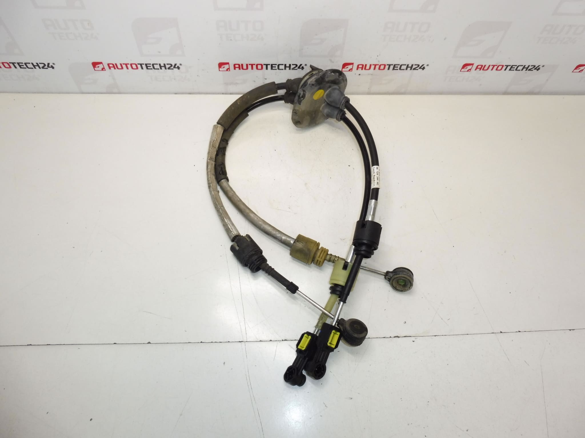 Citroën Peugeot 9672434480 2444HW cambiando los teleféricos