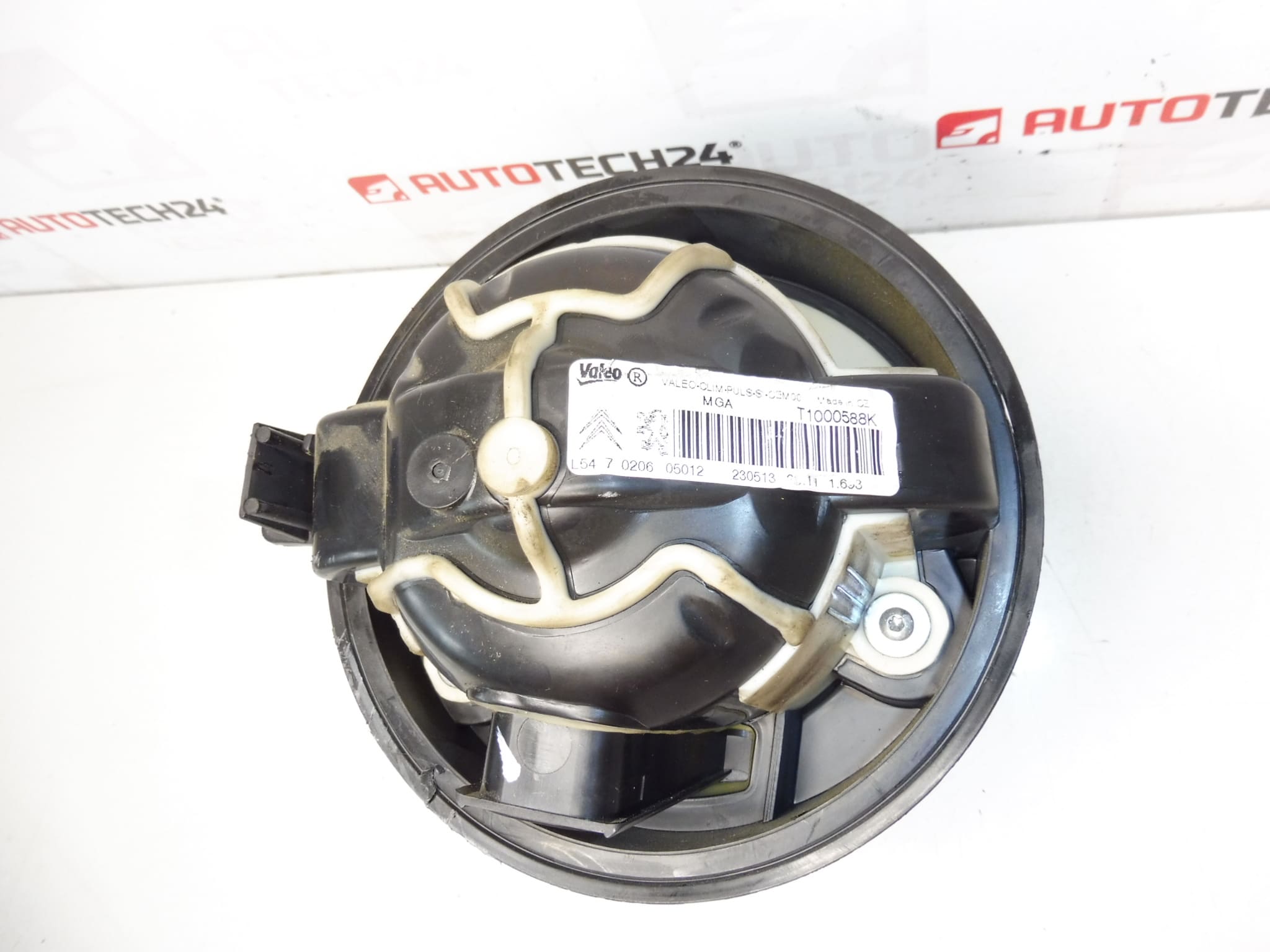 Ventilador Valeo para Citroën C3 Picasso T1000588K 6441Z7 - Imagen 2