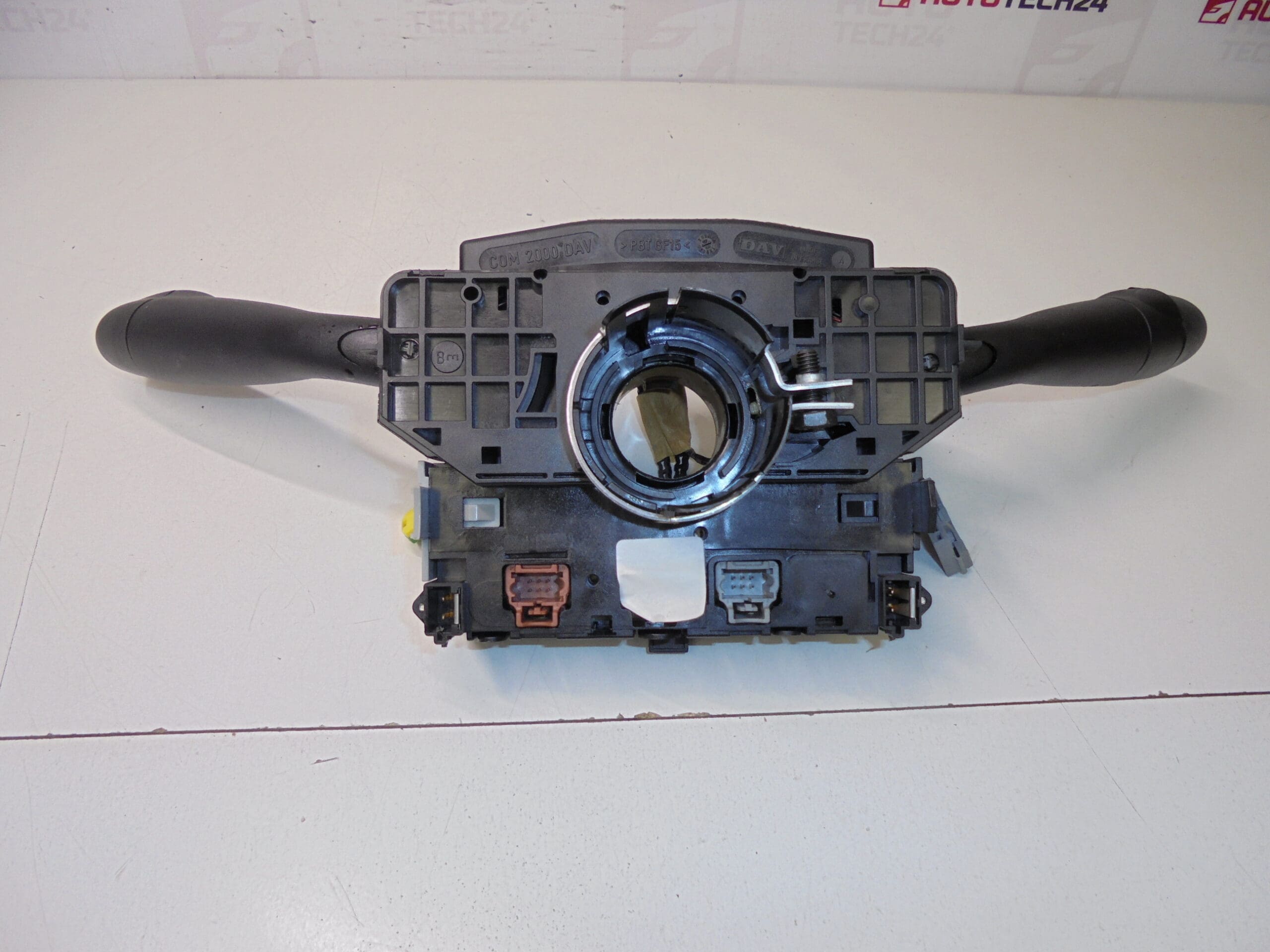 Controladores Citroën Peugeot 96605679XT 6239Q1