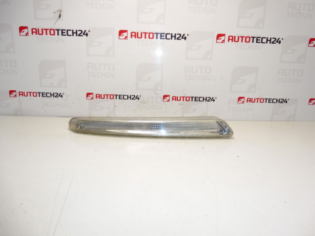 Fareo derecho Peugeot 807 630397