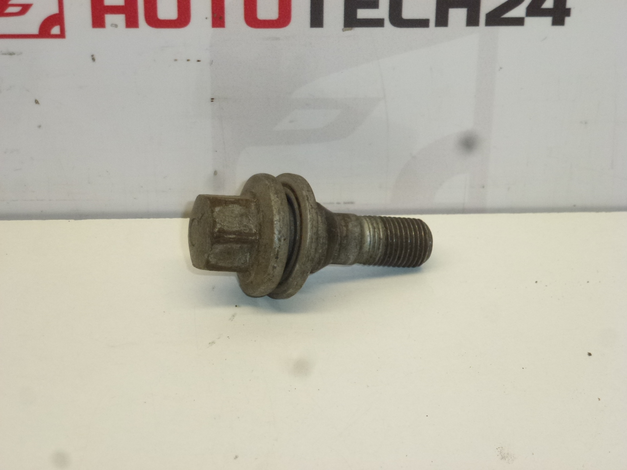 Tornillo utilizado para ruedas de aluminio Citroën Peugeot 1 pieza 540567