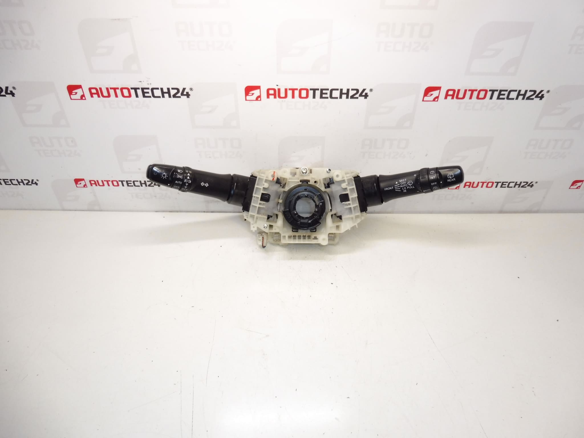 Citroën C-Crosser Peugeot 4007 86000A326 6242AG