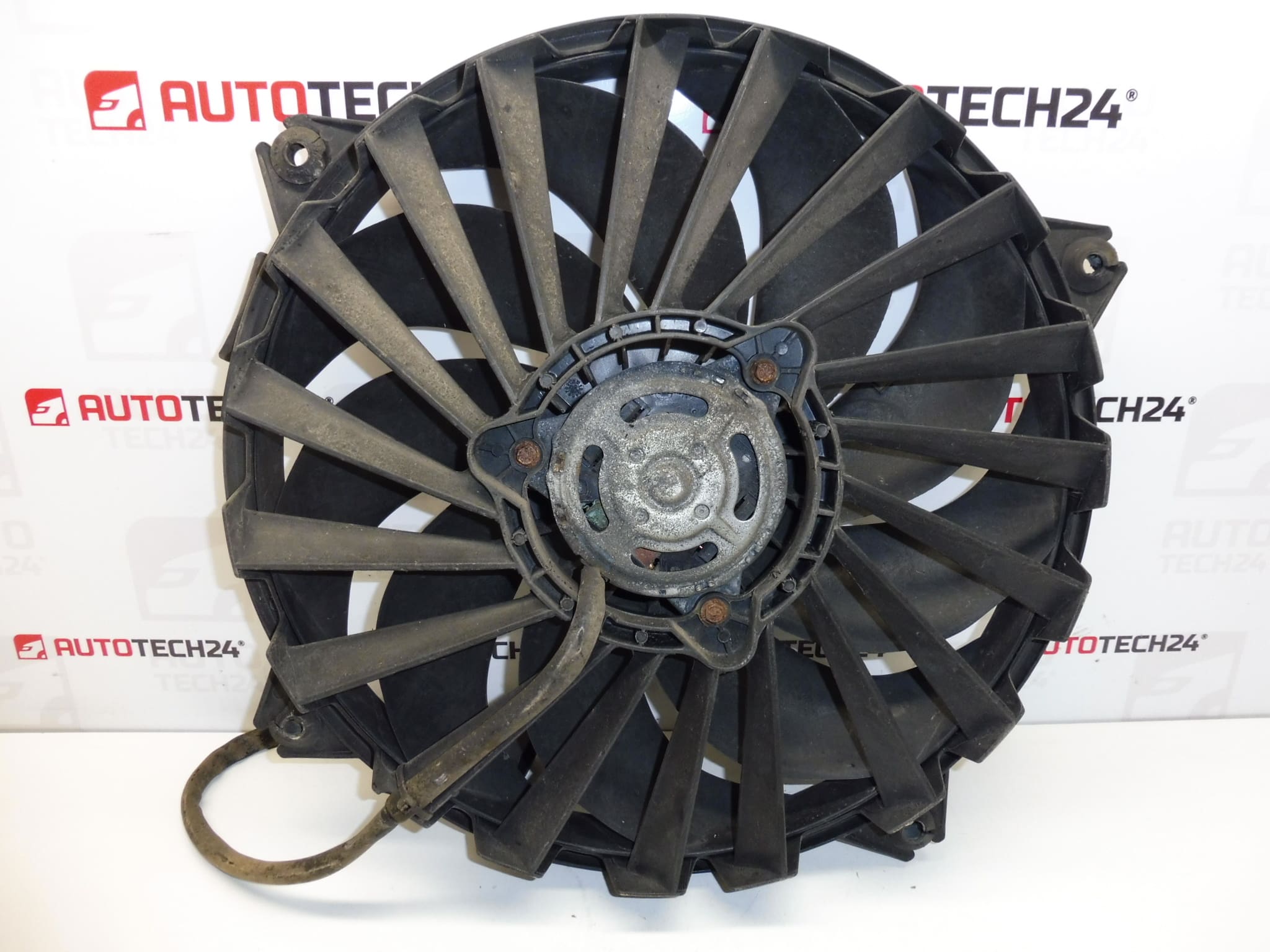 Ventilador Sahara para Citroën/Peugeot 1400821280 1253K1 - Imagen 2