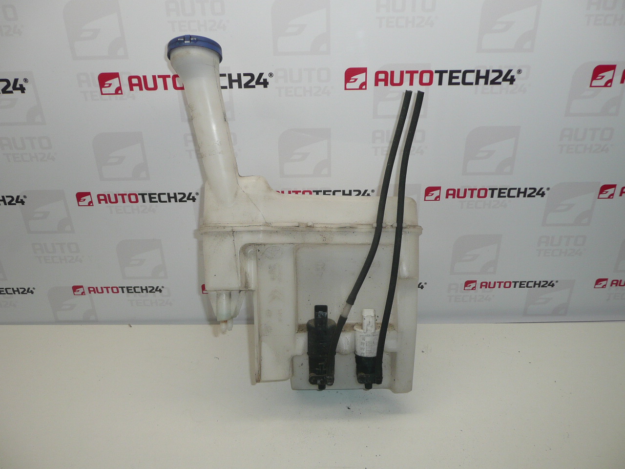 Deposito agua limpiaparabrisas Citroën C1 y Peugeot 107 6405V9