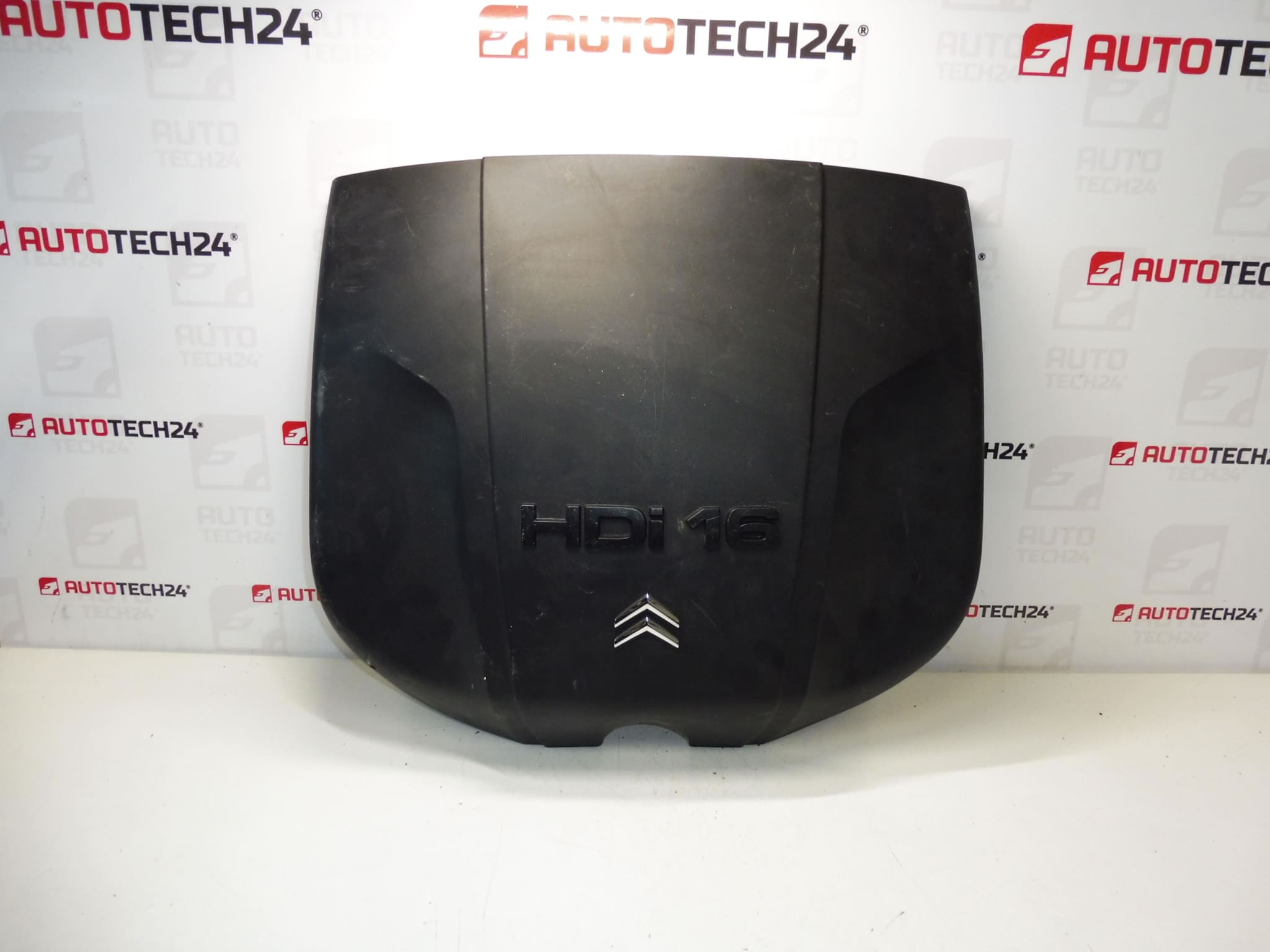 Tapa motor 2.2 HDI Citroen C-Crosser 9682121680 9682120380 0137A1