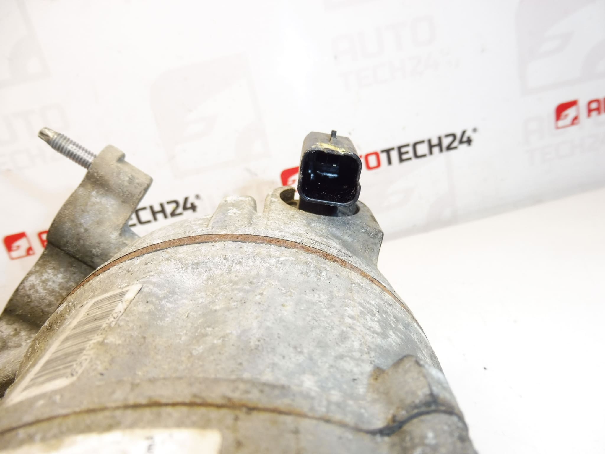 Compresor de aire acondicionado Valeo 9827528980-02 9827552180-02 1617294480 - Imagen 2