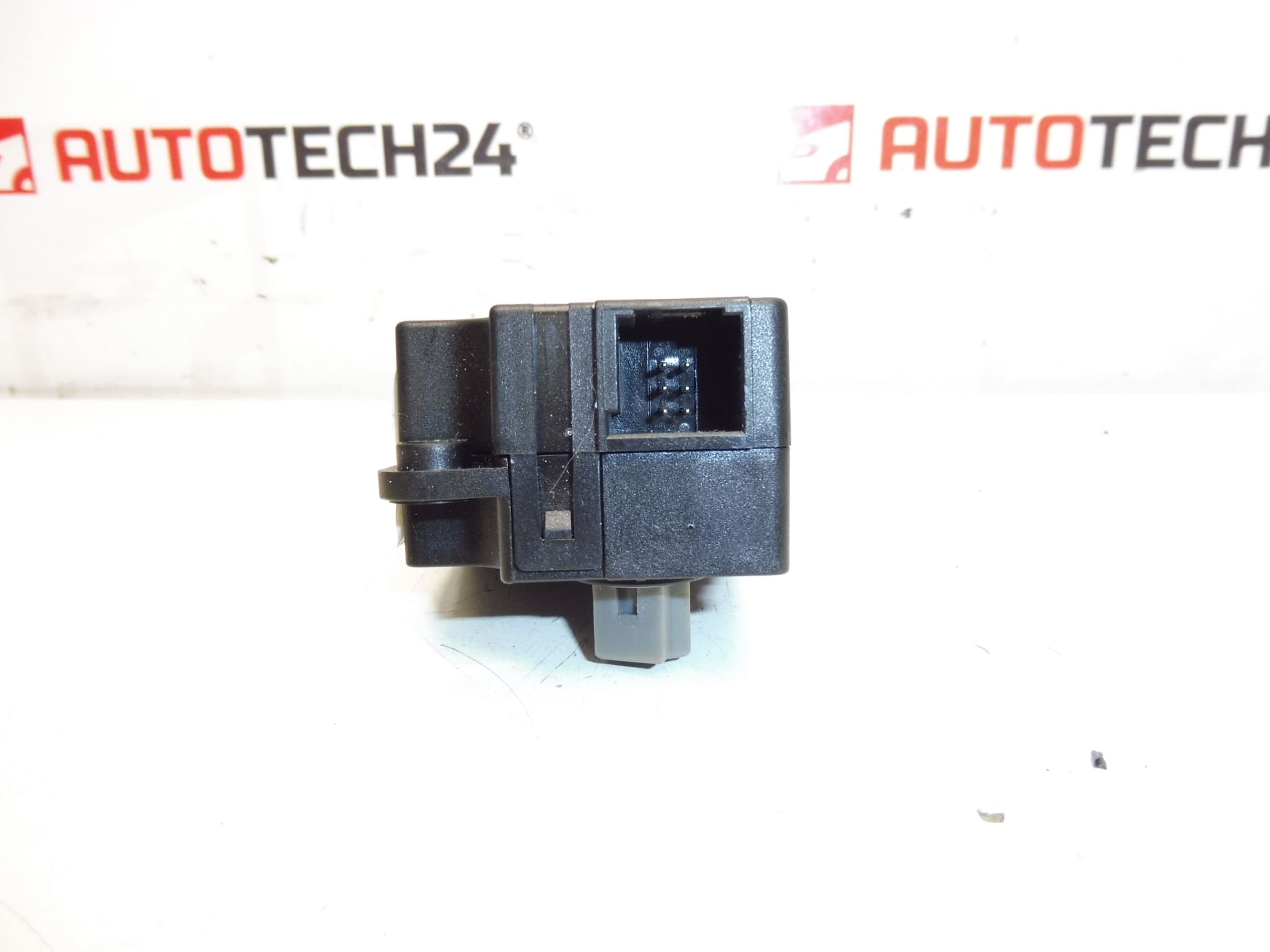 Servomotor Valeo Citroën Peugeot T1006419G 1411111B - Imagen 2