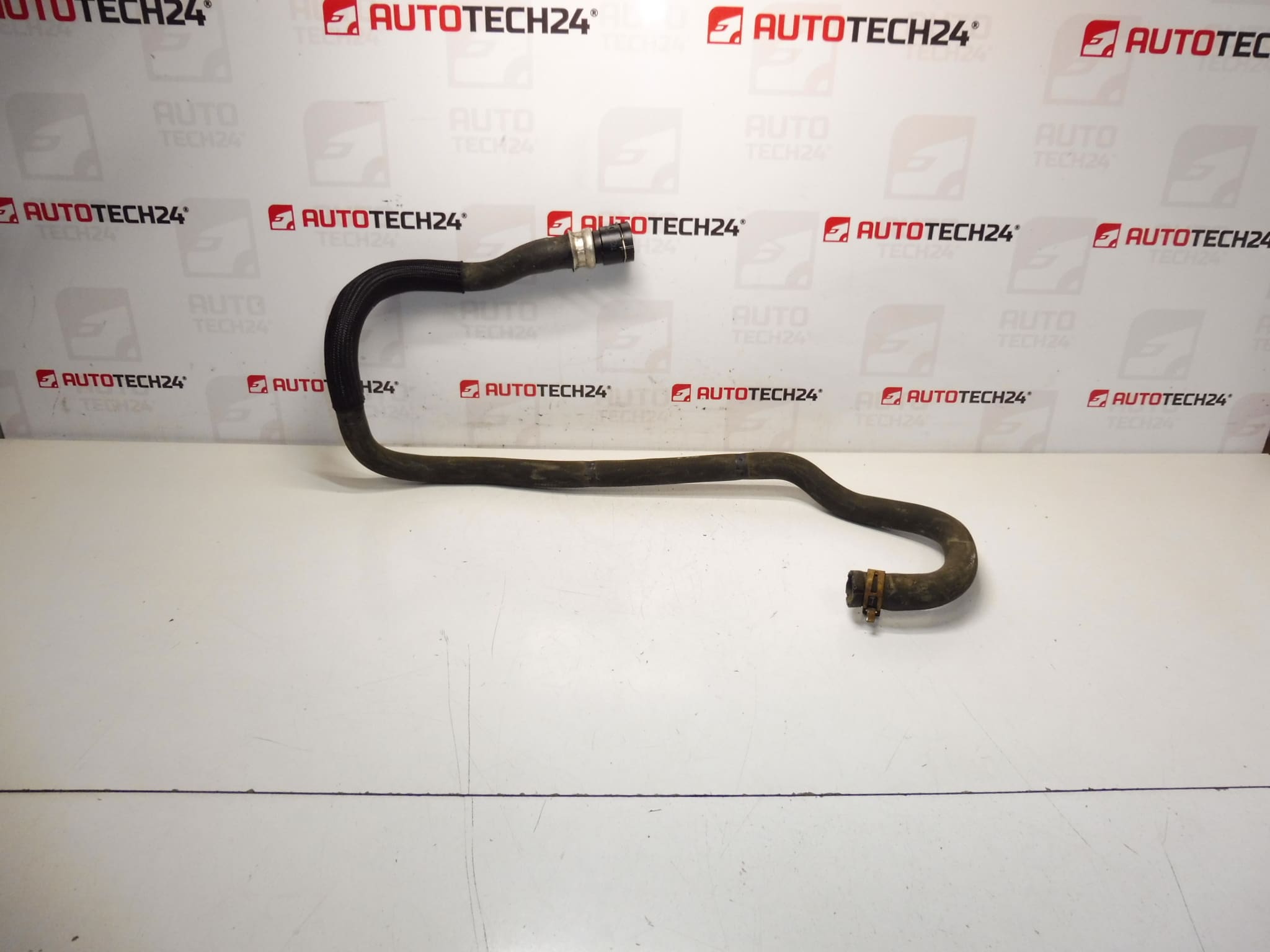 Manguera agua 1.5 HDI Citroën Peugeot 9812439880