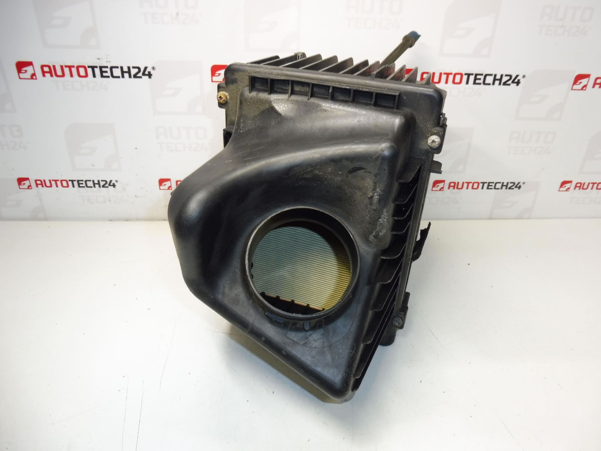 Caja filtro Citroën Peugeot 2.0 i 9643567080 1427J8 - Imagen 2
