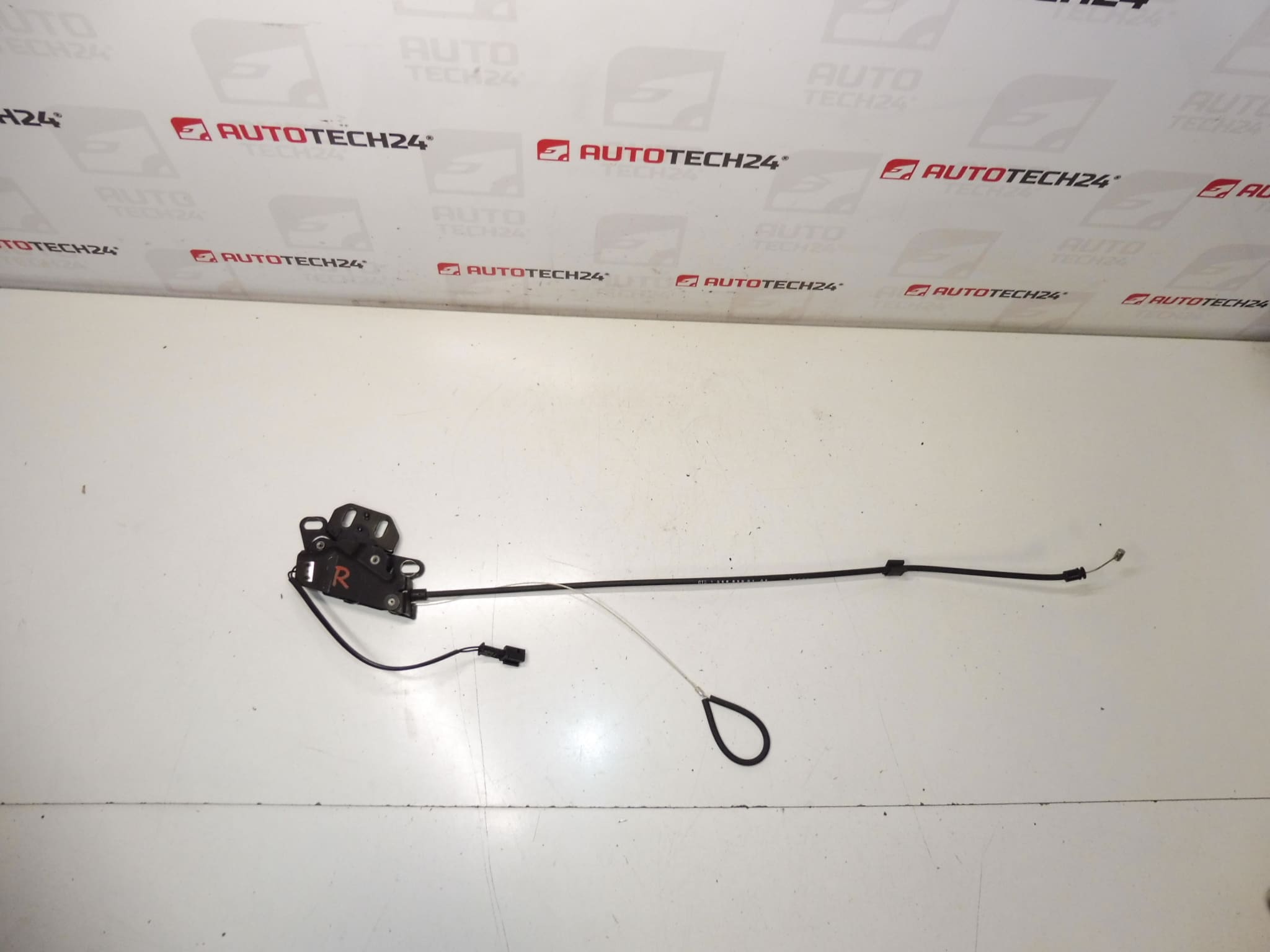 Cerradura derecha Peugeot 307 CC 9651004580 8484L4 8484Z3