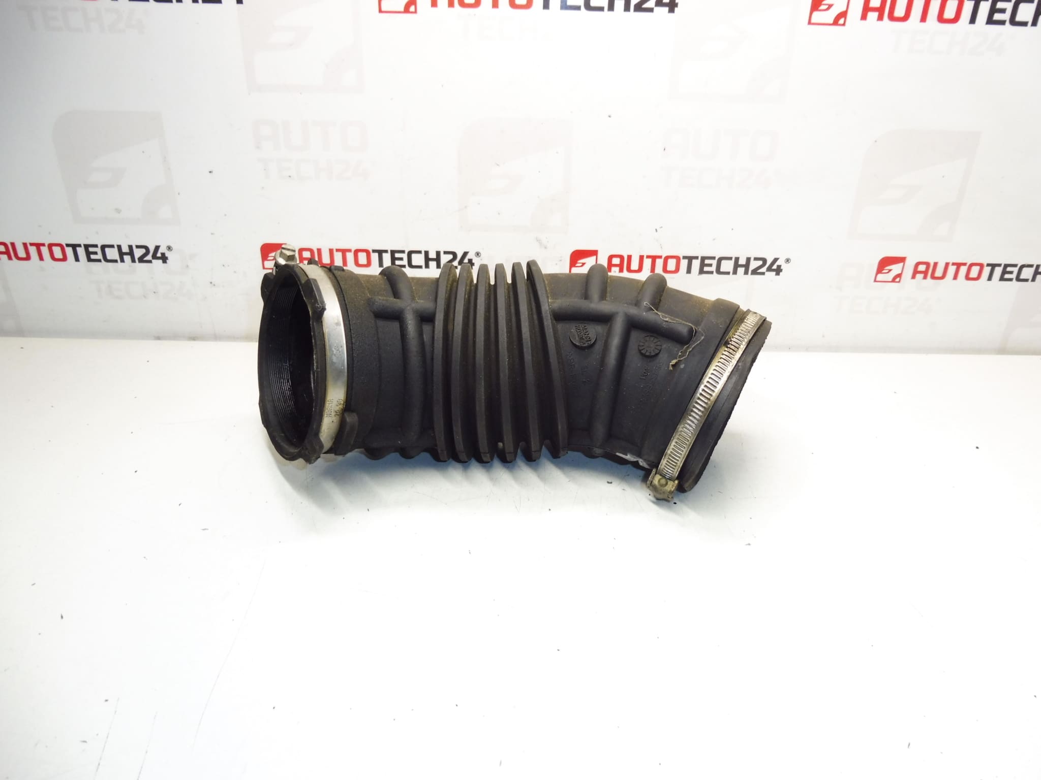 Toma de aire 2.0 16V 130kw Citroën Peugeot 9643568280 143437