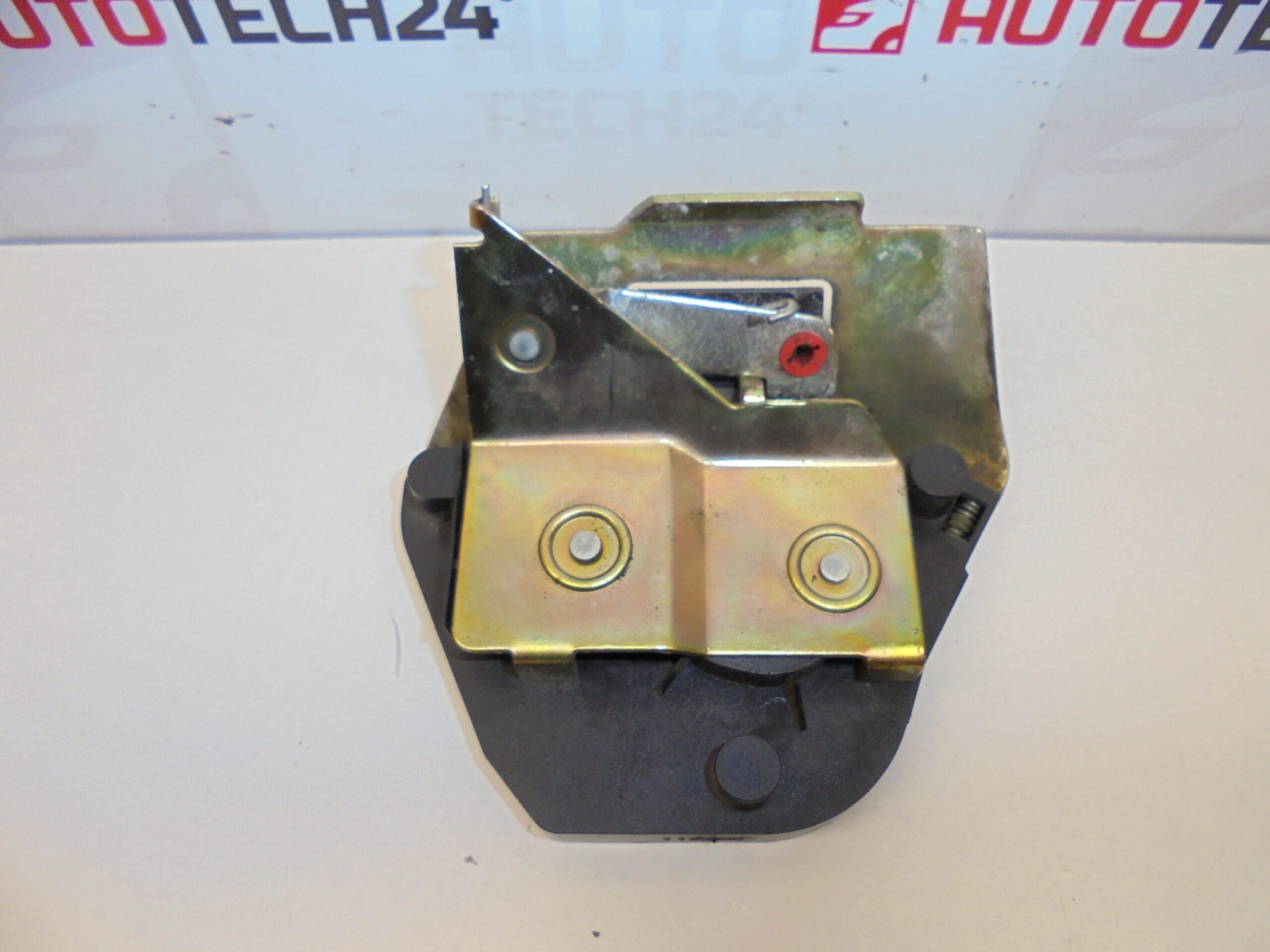 Cerradura puerta trasera derecha Citroën C8 Peugeot 807 9138C6