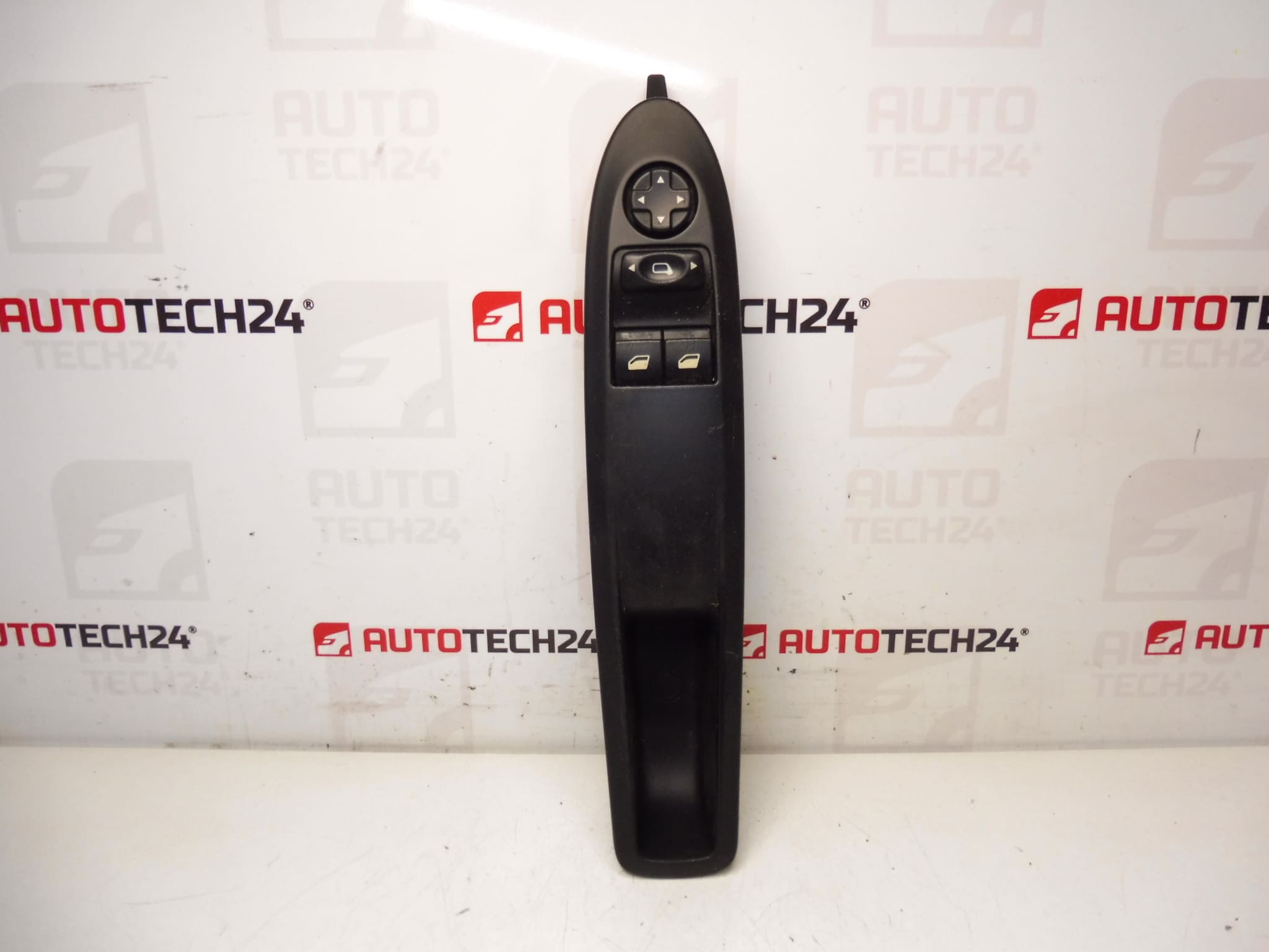 Citroën C4 II DS4 Mando Elevalunas 96657055ZD 6490JW