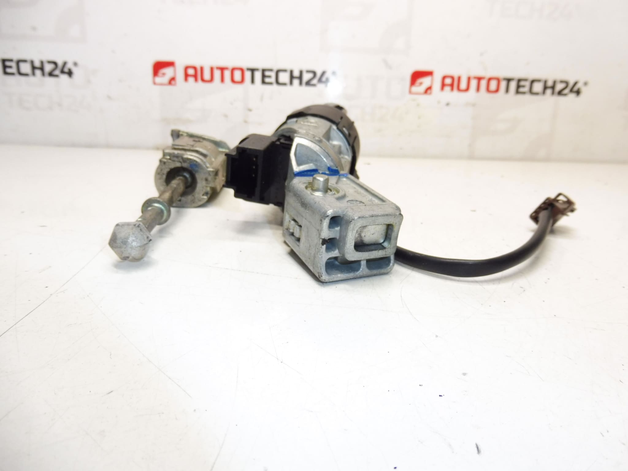 Juego de cerraduras y 2 llaves Citroën 9673578480 4162PT - Imagen 2