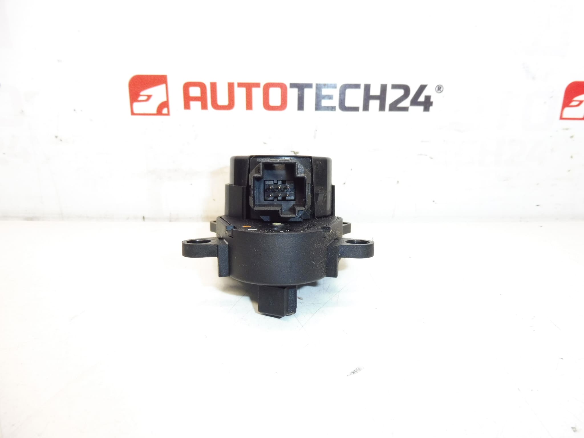 Servomotor de calefacción Citroën Peugeot 653118V.C 06 6447HH - Imagen 2