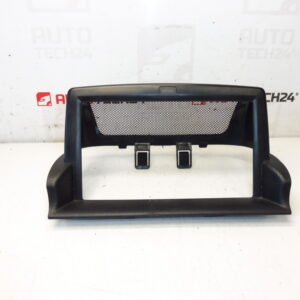 Carcasa de pantalla de navegación Peugeot 307 9634504877 8209G6