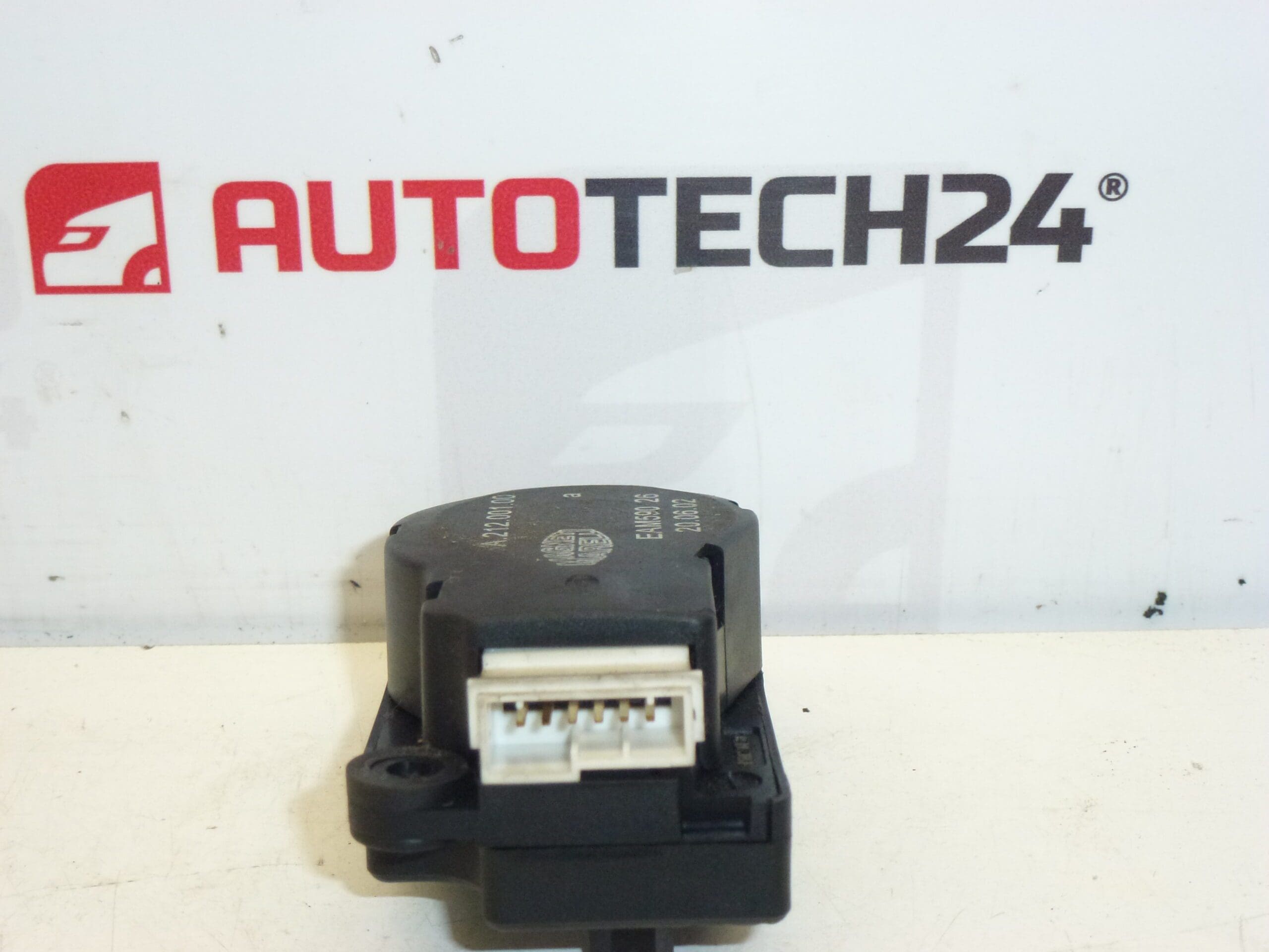 Servomotor Magneti Marelli Citroën Peugeot EAM590 6447LW - Imagen 2