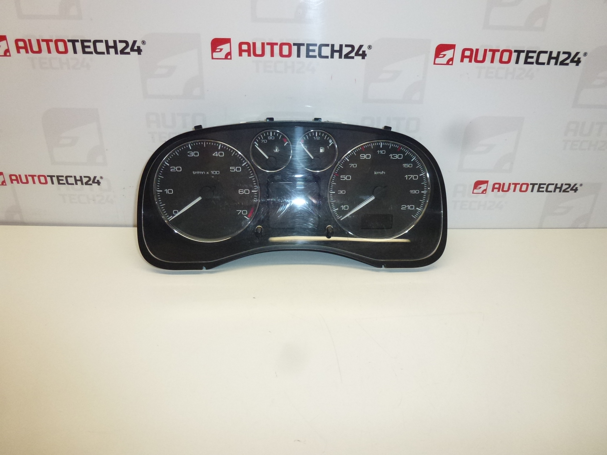 Tacómetro para Peugeot 307 II, 215000 km, referencia 9654485080 6106N0