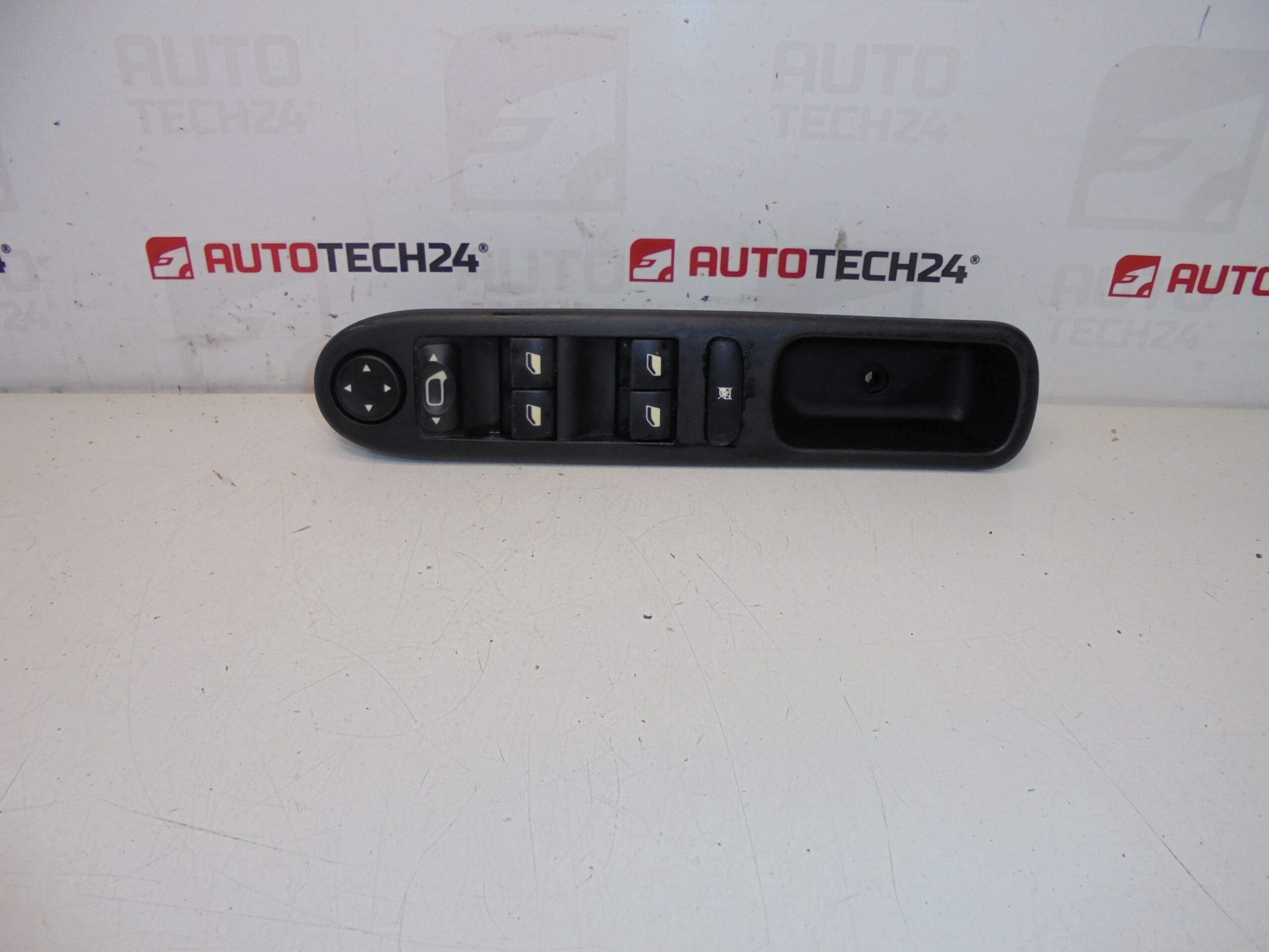 Elevalunas Peugeot 307 2005-07 96498421XT 6554KT