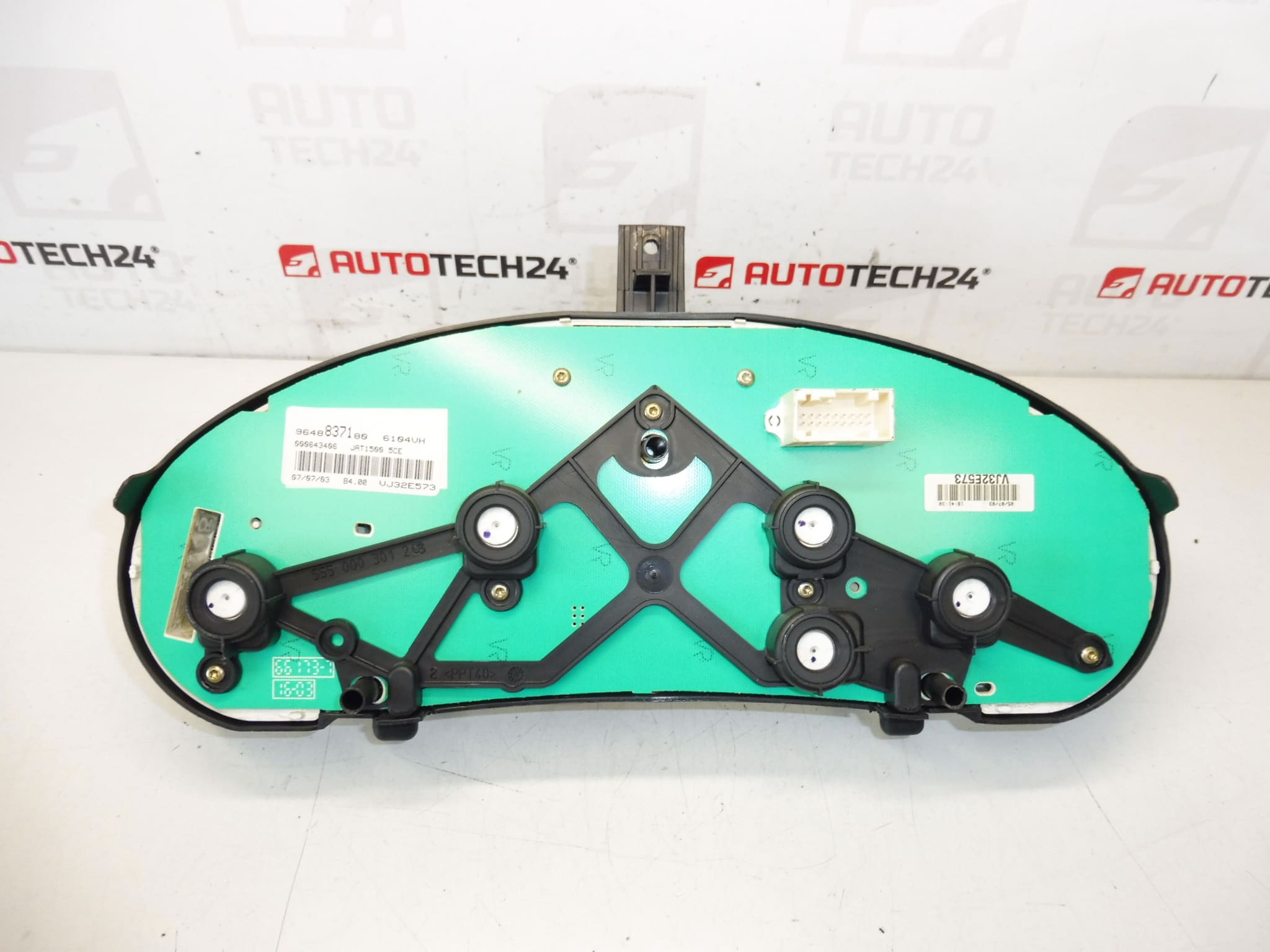 Tacómetro y cuadro de instrumentos Peugeot 206 9648837180 6106FP - Imagen 2
