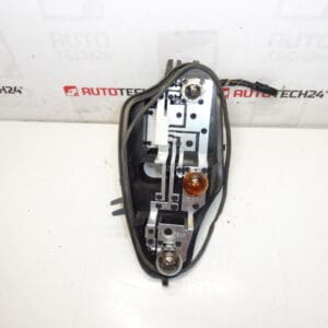 Guardabarros base faro trasero derecho Citroën C3 II 6351KQ