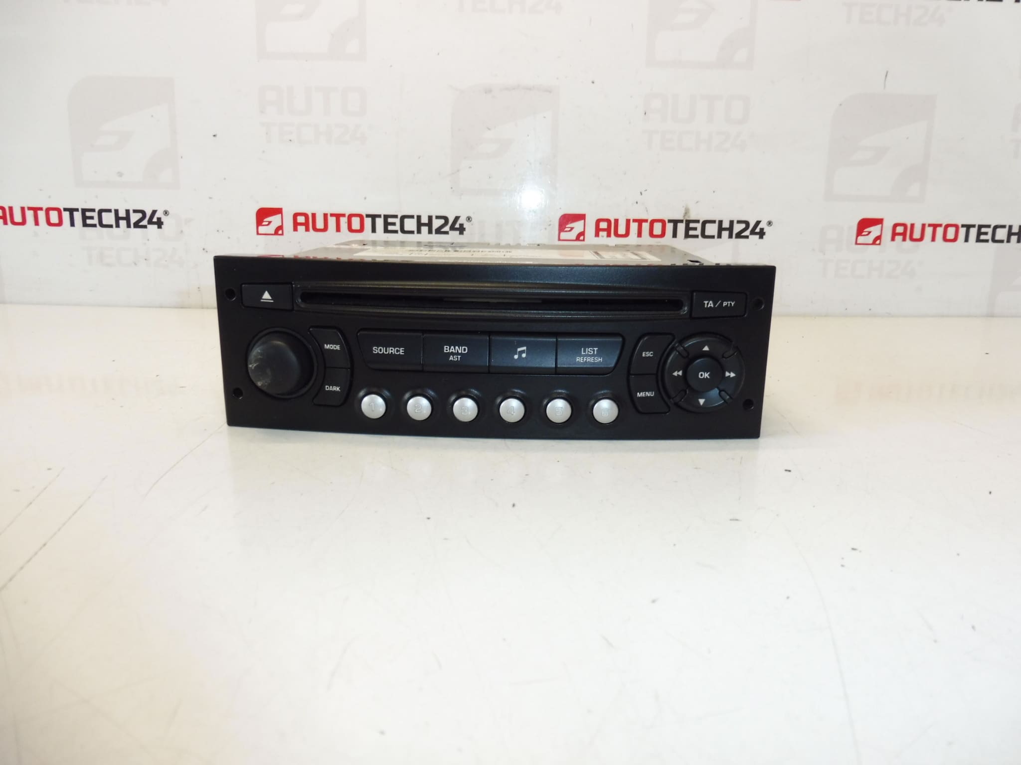 Radio coche RD4 N1-02 CD Citroën Peugeot 9664769677