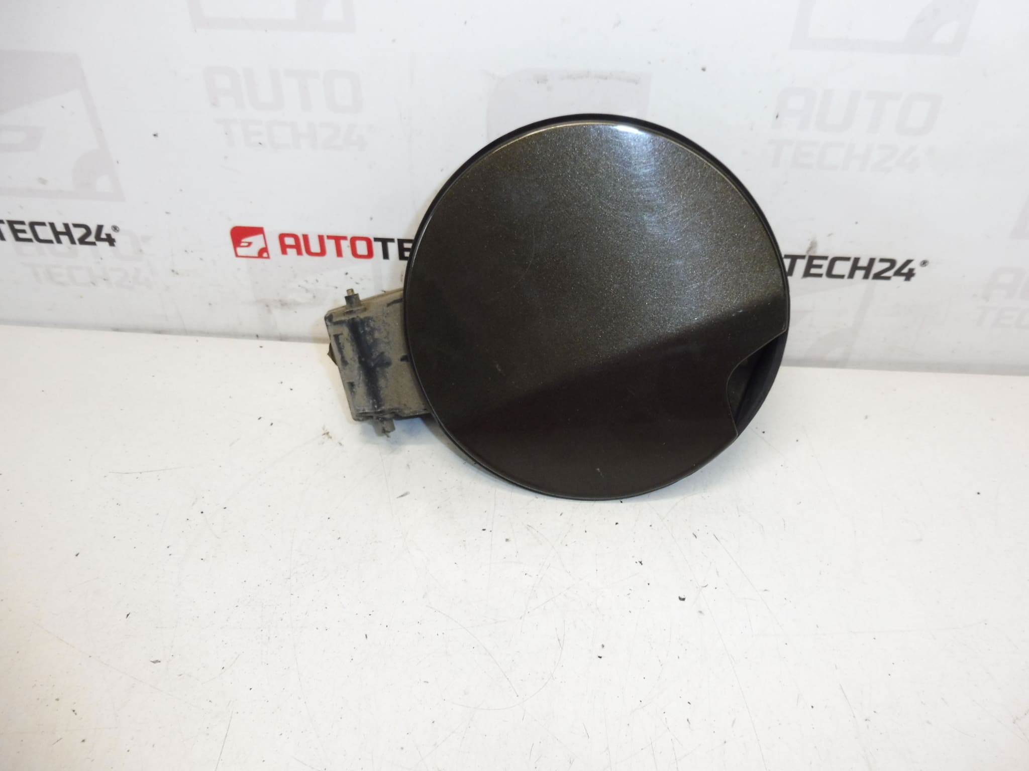Tapón de llenado de combustible KDK Citroën C3 II A51 1517H3
