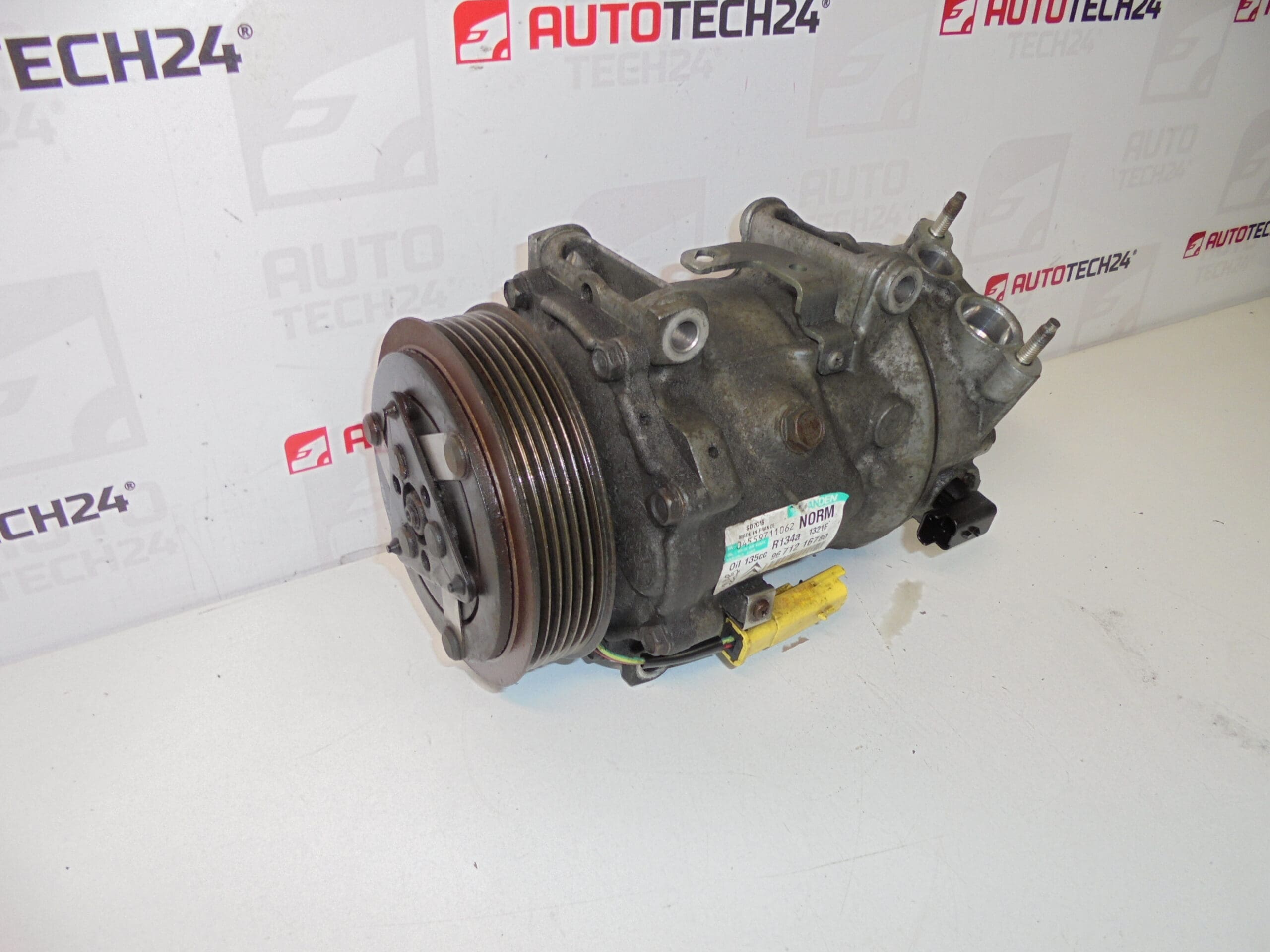 Compresor de aire acondicionado Sanden SD7C16 1321F 9671216780 9825868180 648734