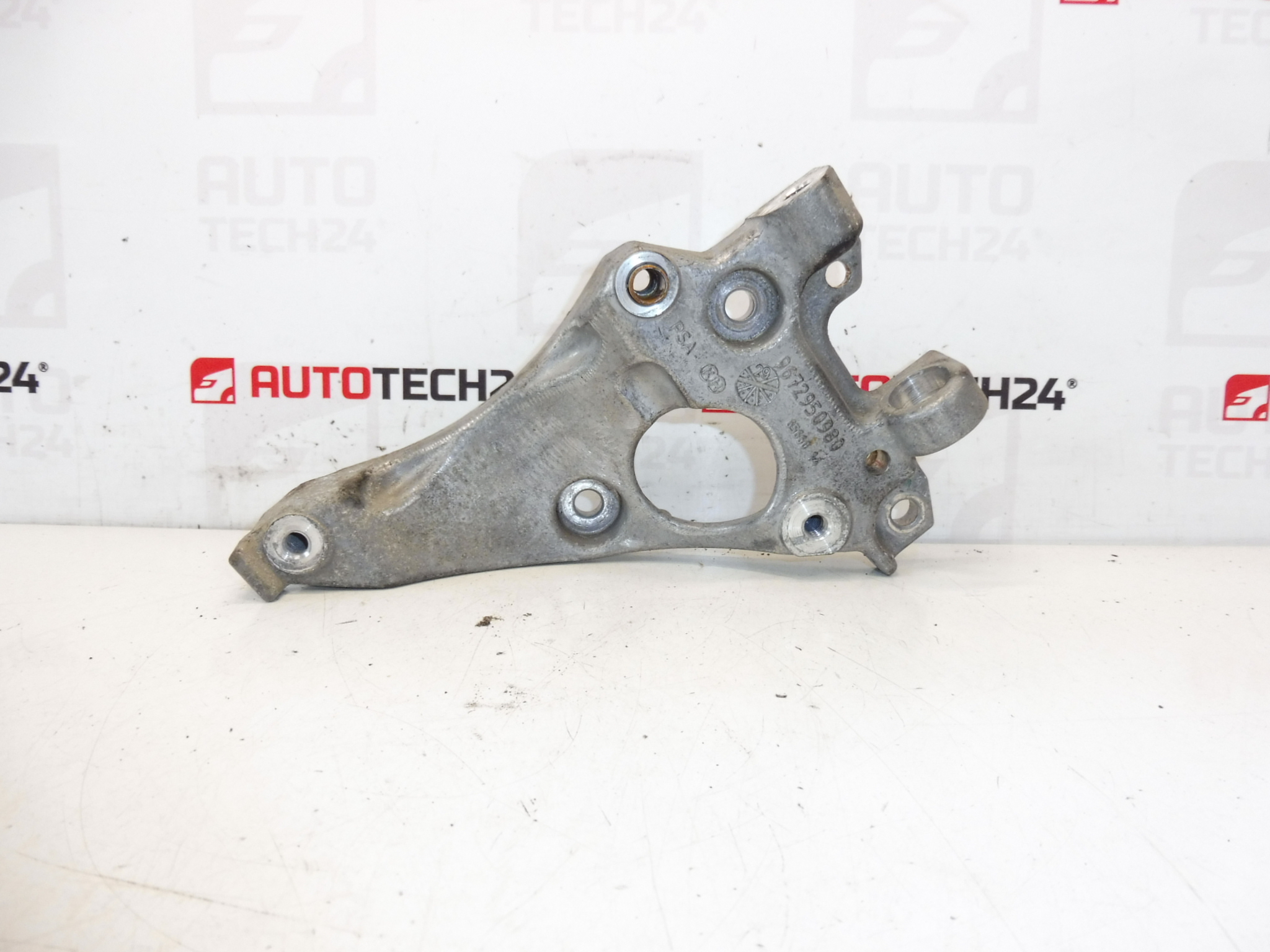 Soporte del compresor de aire acondicionado Citroën Peugeot 1.6 eHDI 9672950980 6453NS