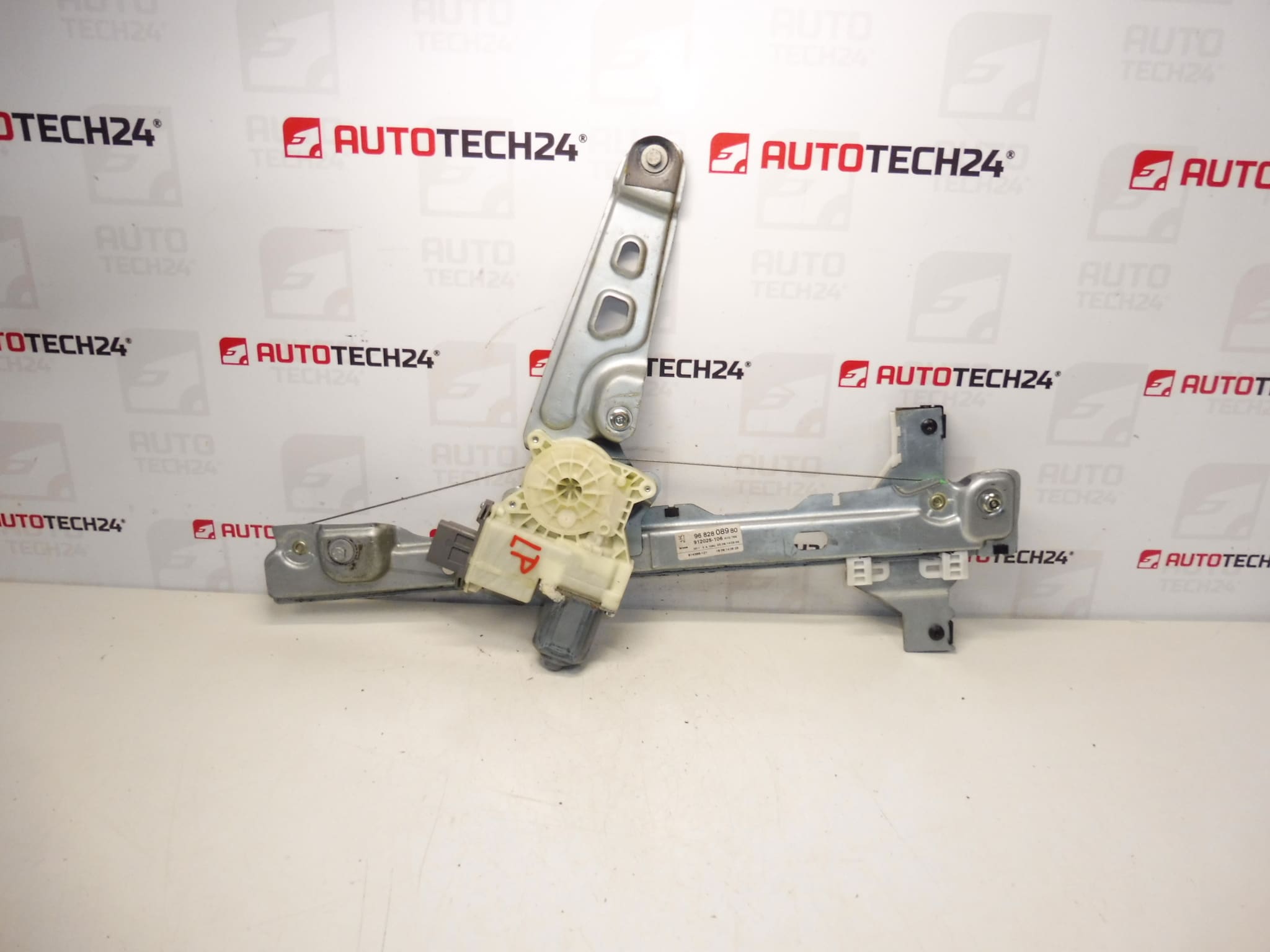 Mecanismo elevalunas delantero izquierdo Peugeot 3008 5008 9682808980 9221FF
