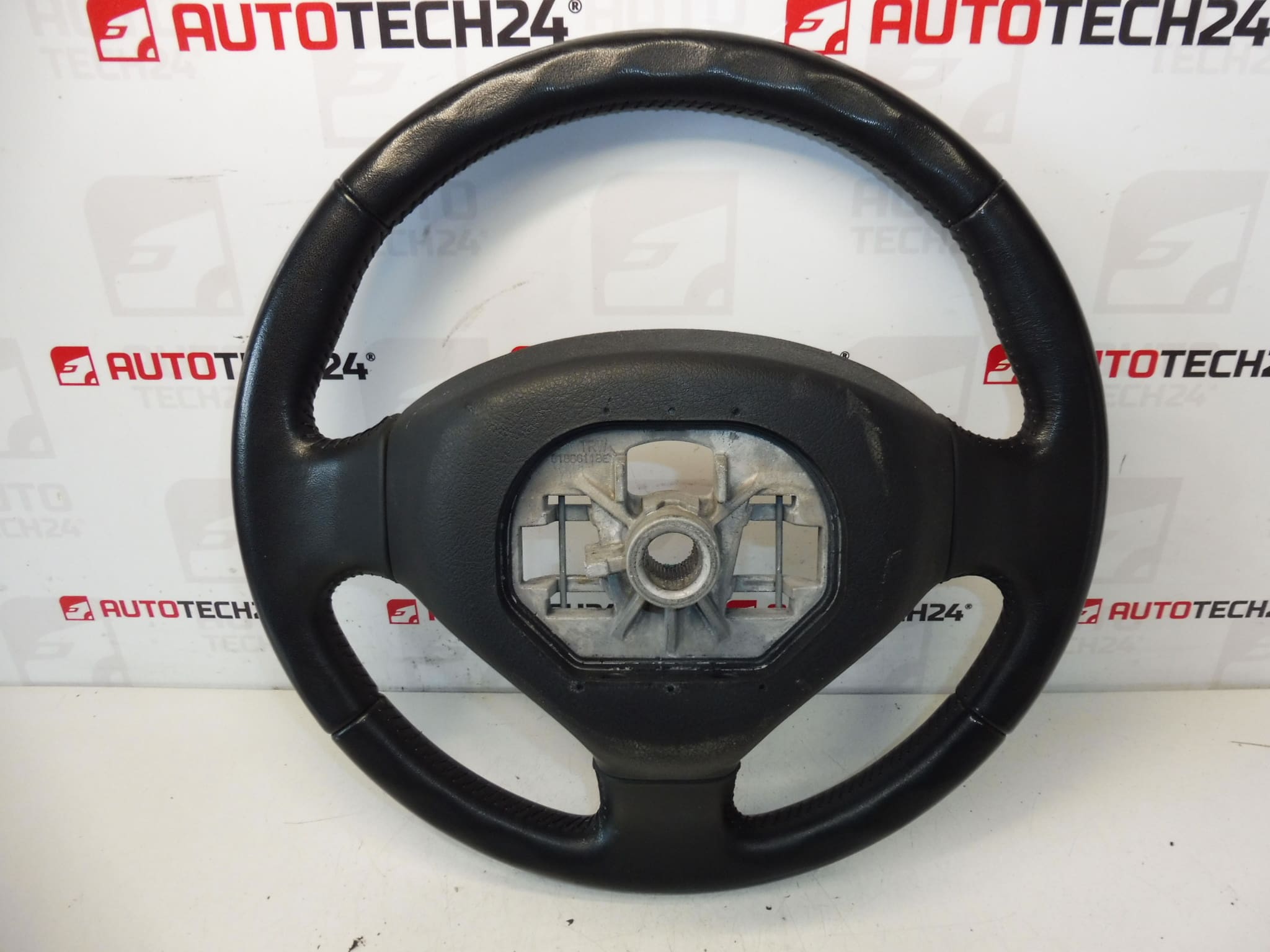 Volante para Peugeot 3008 y 5008 96866138ZD - Imagen 2