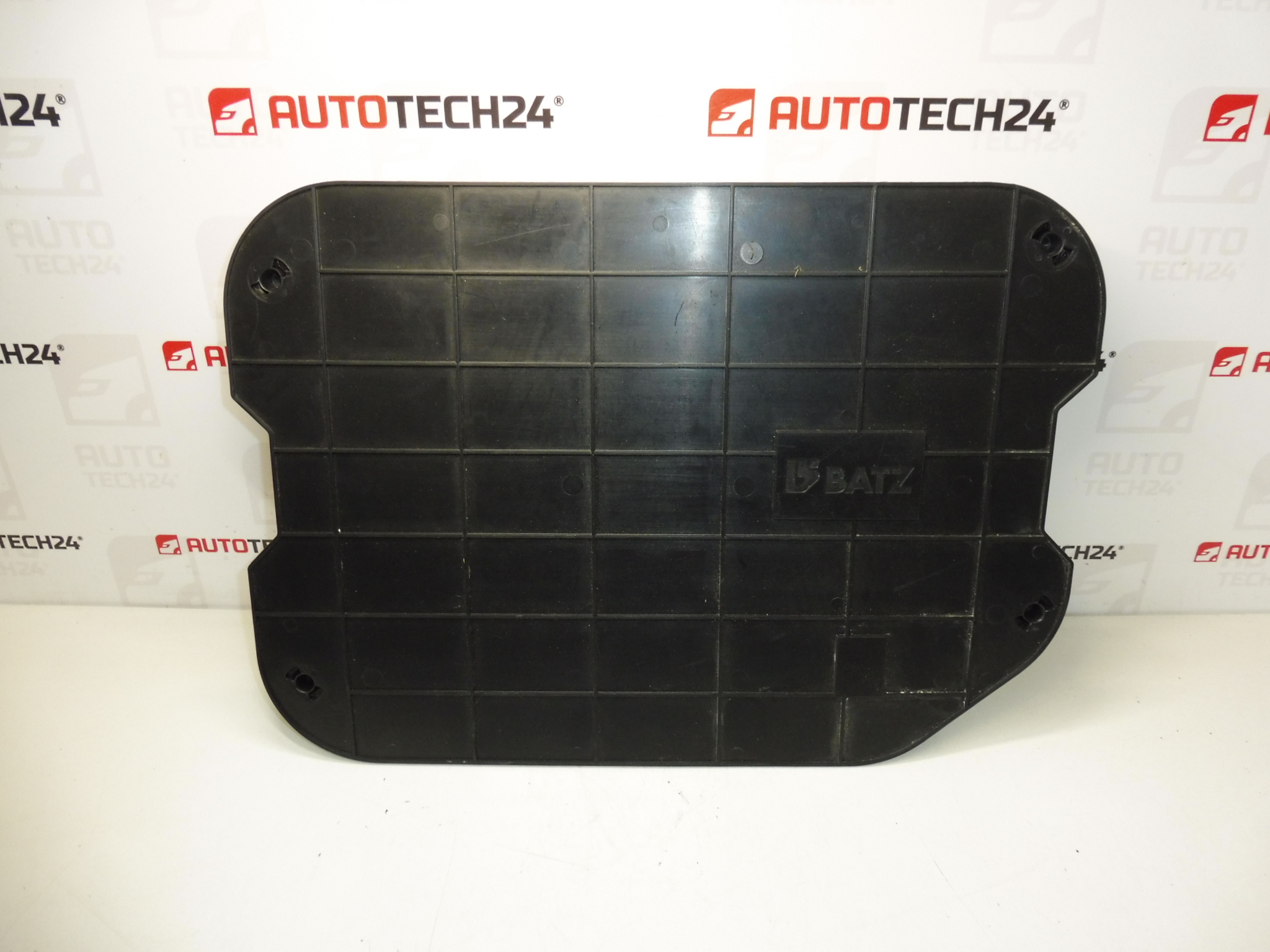 Kit de herramientas (gato y llave) para Citroën C4 Picasso, referencias: 6736A7, 674418, 672594, 671809, 671739