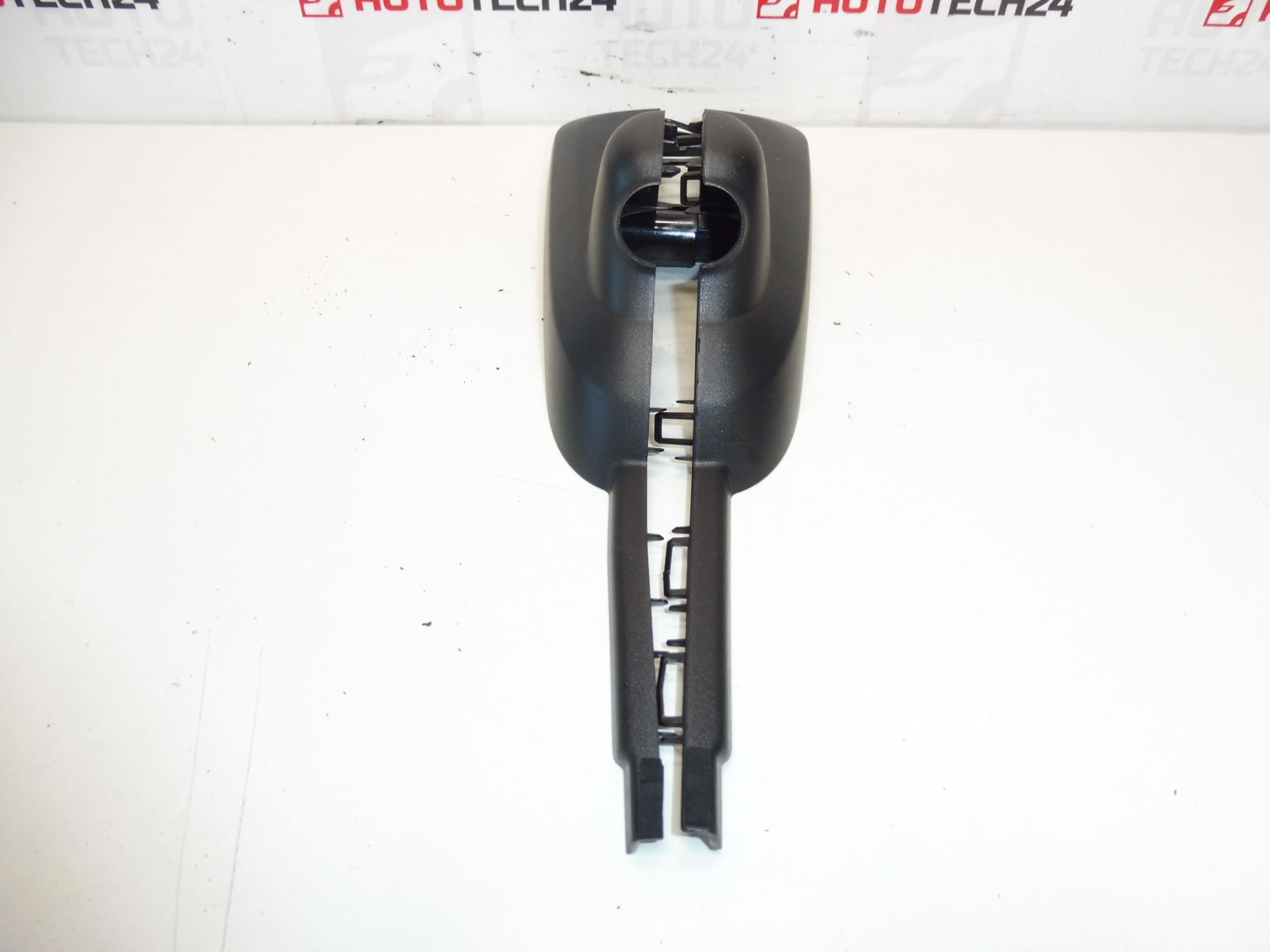 Tapa espejo retrovisor interior Peugeot 3008 y 5008 8153XT 8153XV