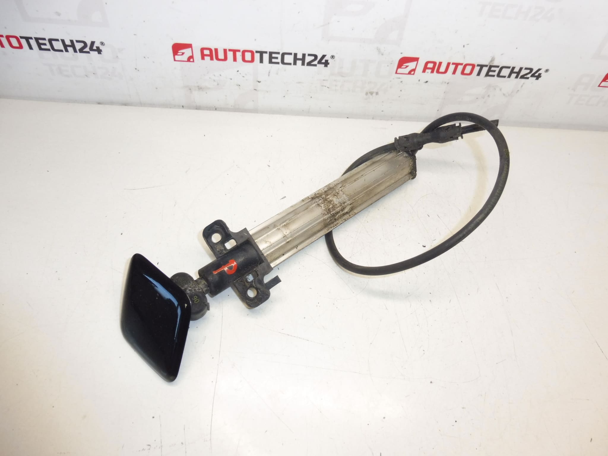Boquilla Lavafaros Derecho Peugeot 308 T7 6438Y8 6438Z0