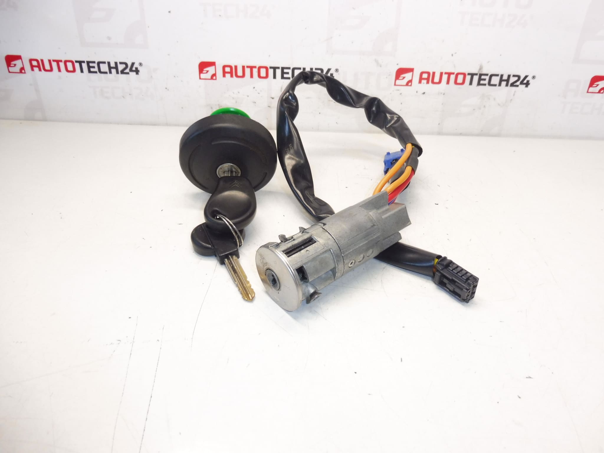 Caja interruptor 2 llaves Citroën Xsara Picasso 4162HK 4162CK