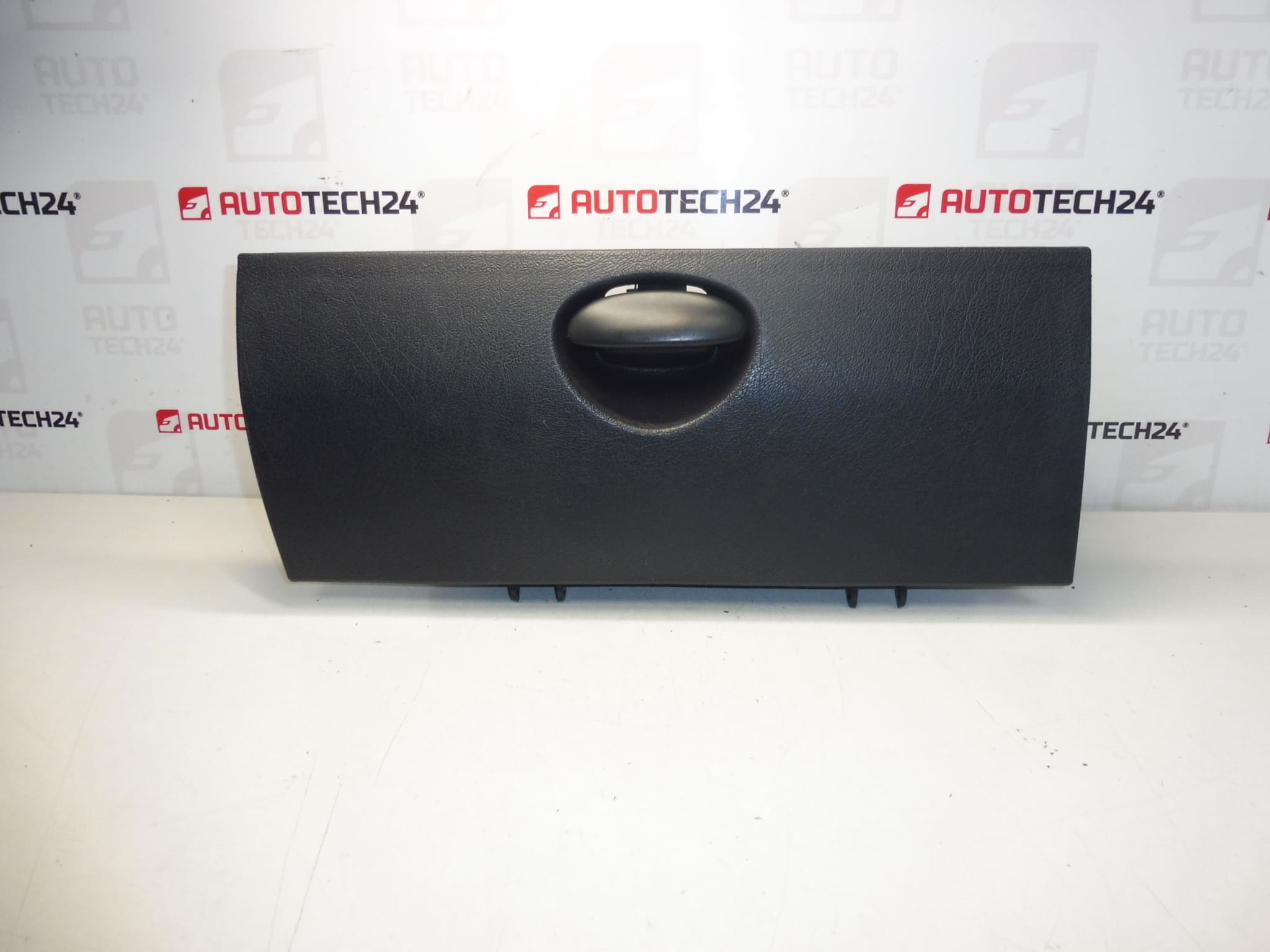 Caja portaobjetos Citroën Berlingo II Peugeot Partner II 9646344077 822644
