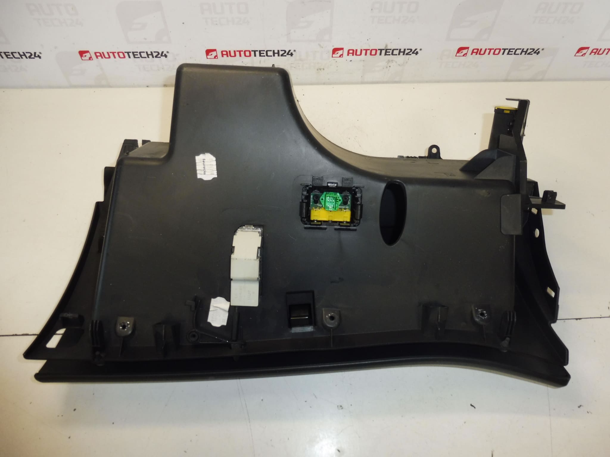Guantera Citroën C4 Picasso 8218FH 8218FF 8226CY - Imagen 2