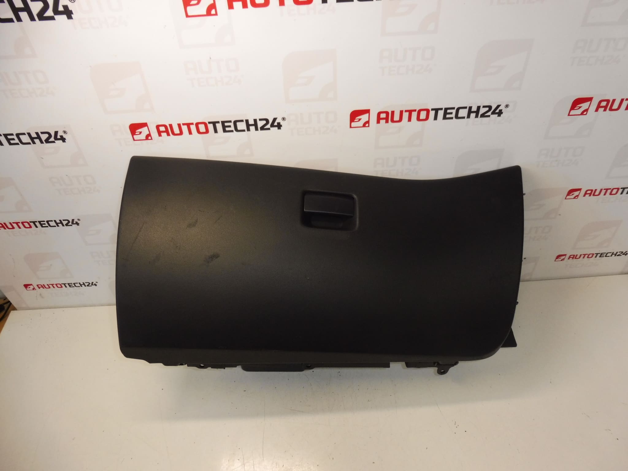 Caja portaobjetos Citroën C4 Picasso 8218FH 8218FF 8226CY