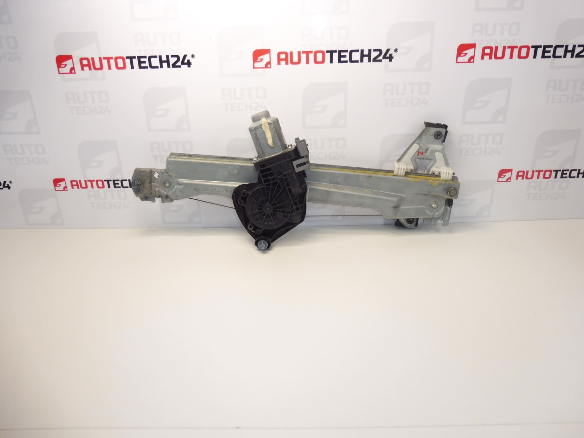 Citroën C4 B7 Luneta Trasera Izquierda Descargar 9820885280 9223H0