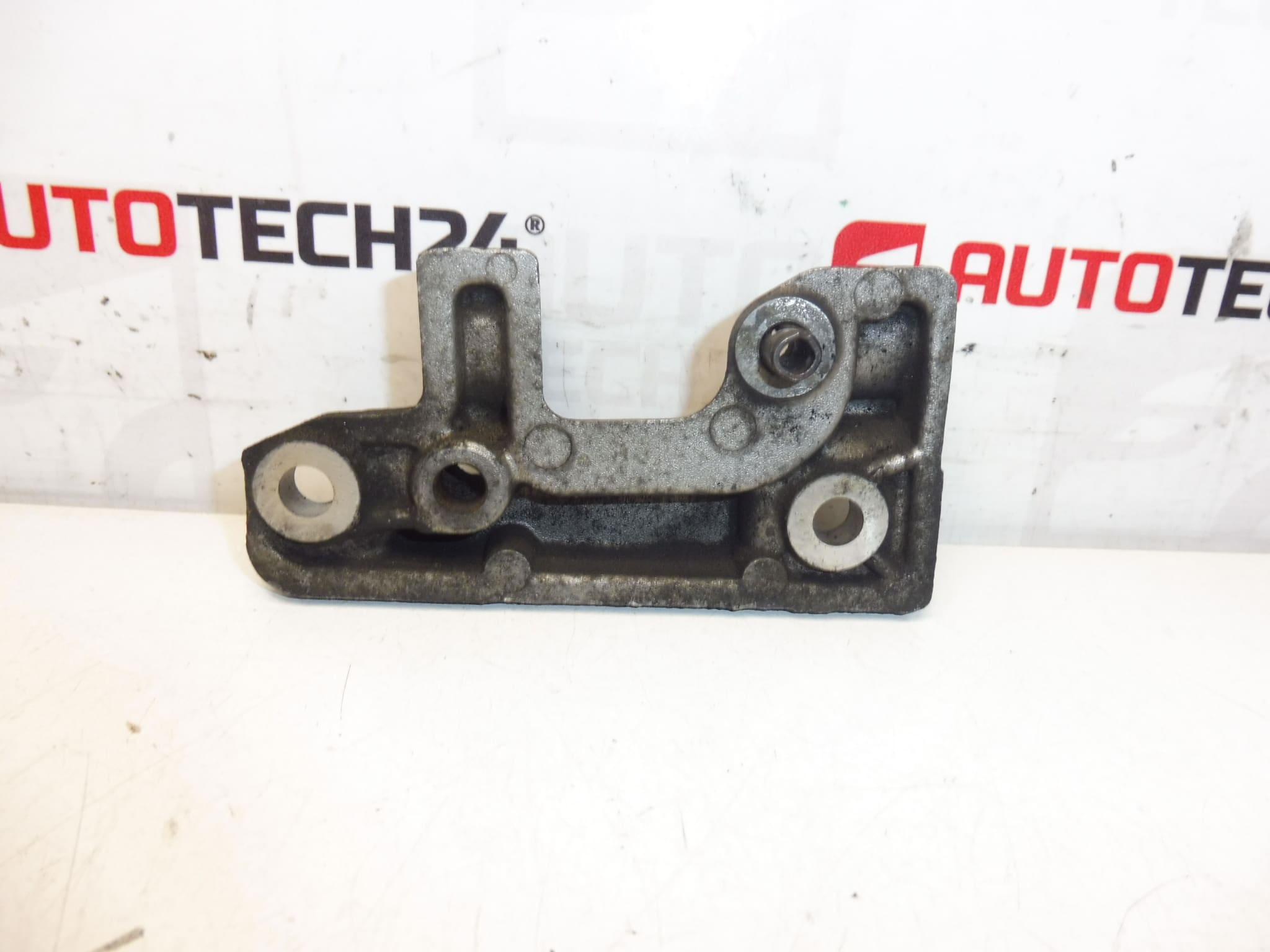 Citroën Peugeot Soporte Alternador 9656125280 5706K9 - Imagen 2
