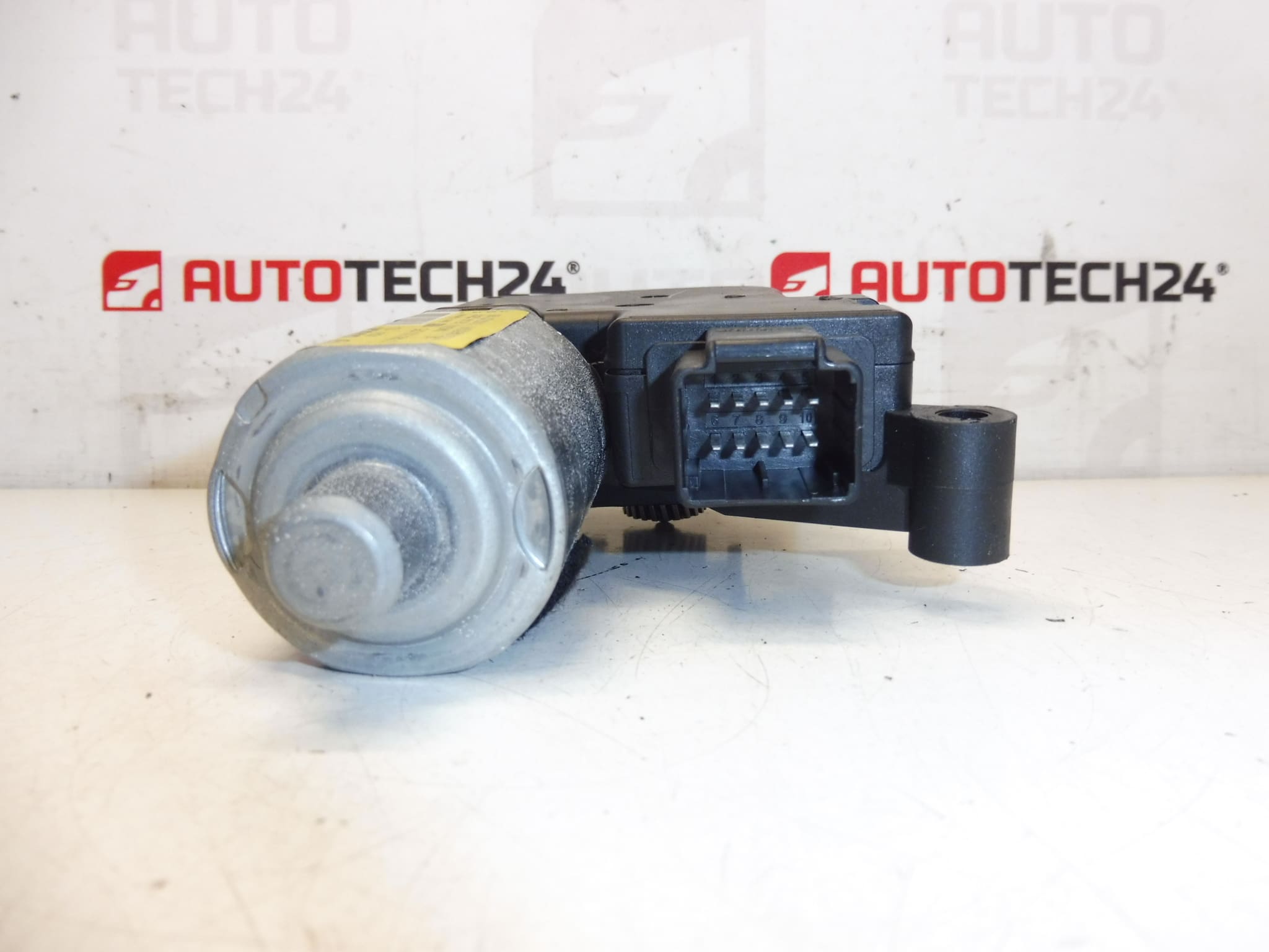 Motor eléctrico Bosch Peugeot 307 T7 0390200075 8401RR - Imagen 2