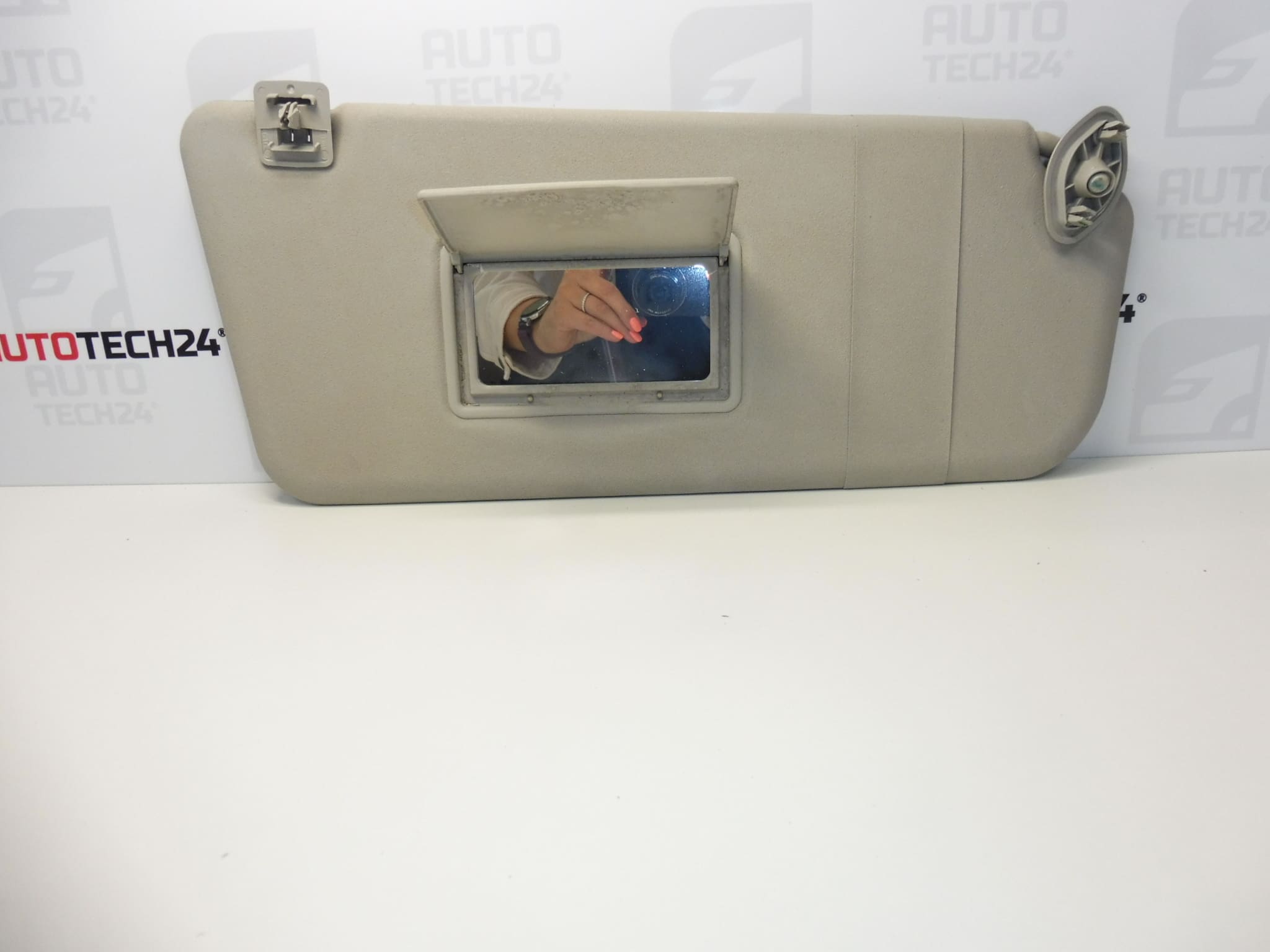 Visera parasol del pasajero Citroën Berlingo II 8143TG 1618180980 - Imagen 2