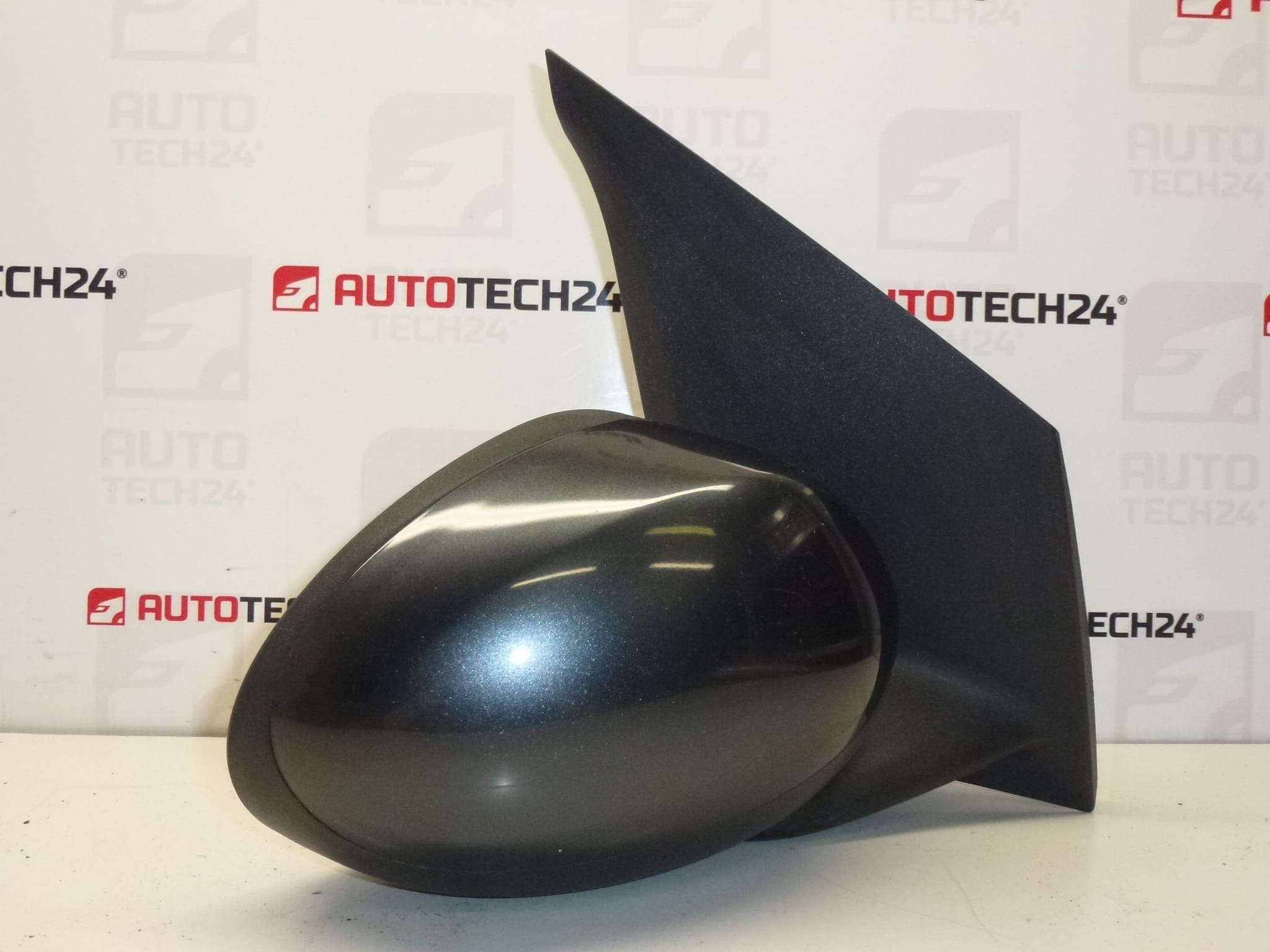 Retrovisor derecho KTA Citroën C1 Peugeot 107 87910-0H010 87910-0H011