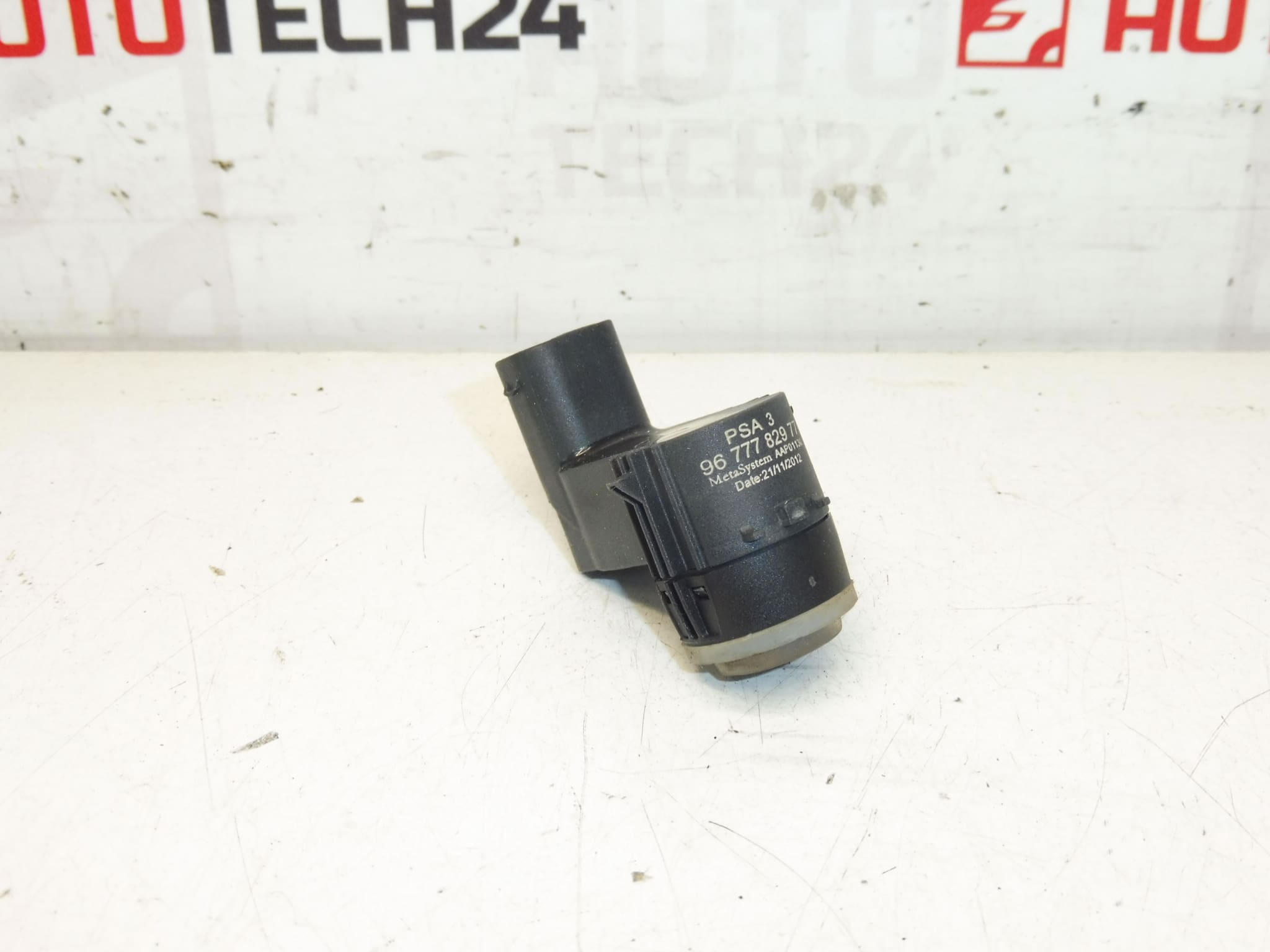 Sensor de aparcamiento Citroën Peugeot 9677782977 9677782980 6590 JE