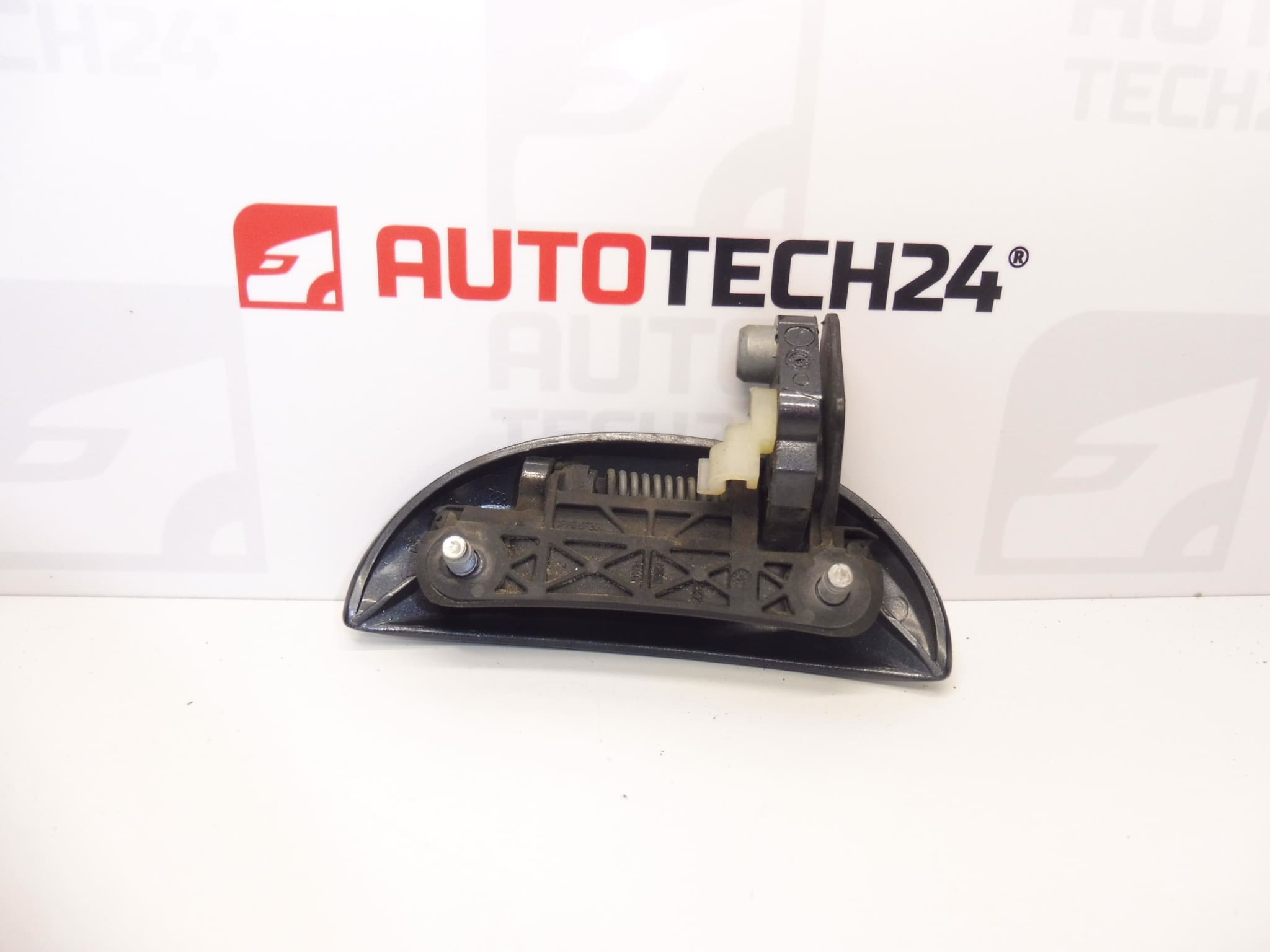 Manija de la puerta delantera derecha KTA Citroën C1 Peugeot 107 9101AH - Imagen 2