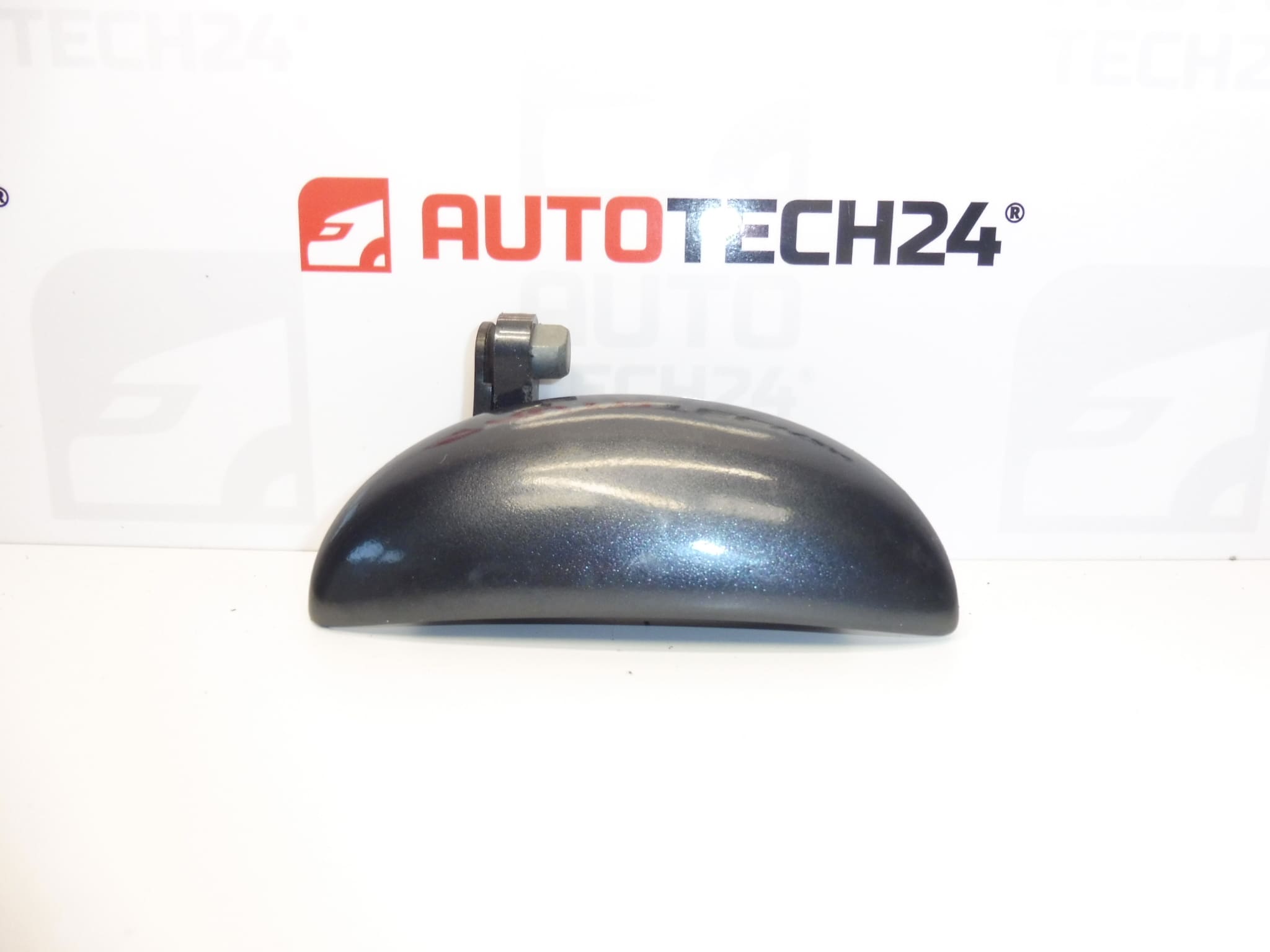 Manilla de la puerta delantera derecha KTA Citroën C1 Peugeot 107 9101AH